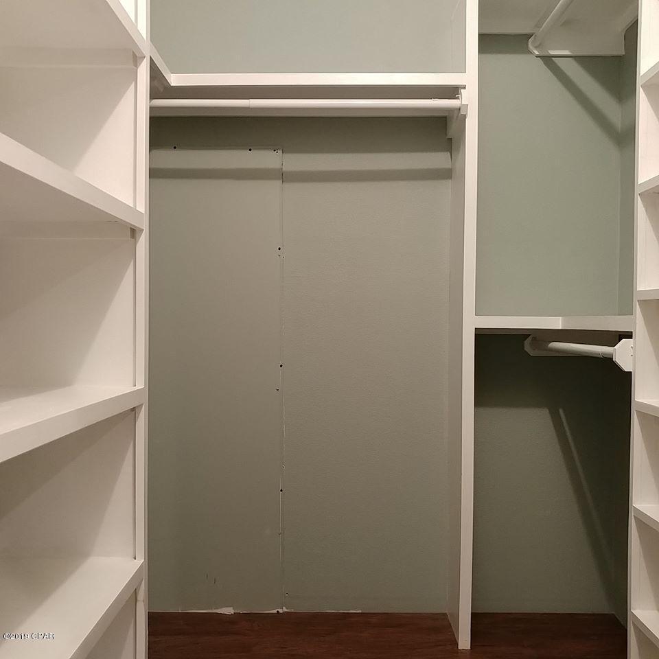 Oakwood Hills Unit 4 - Residential