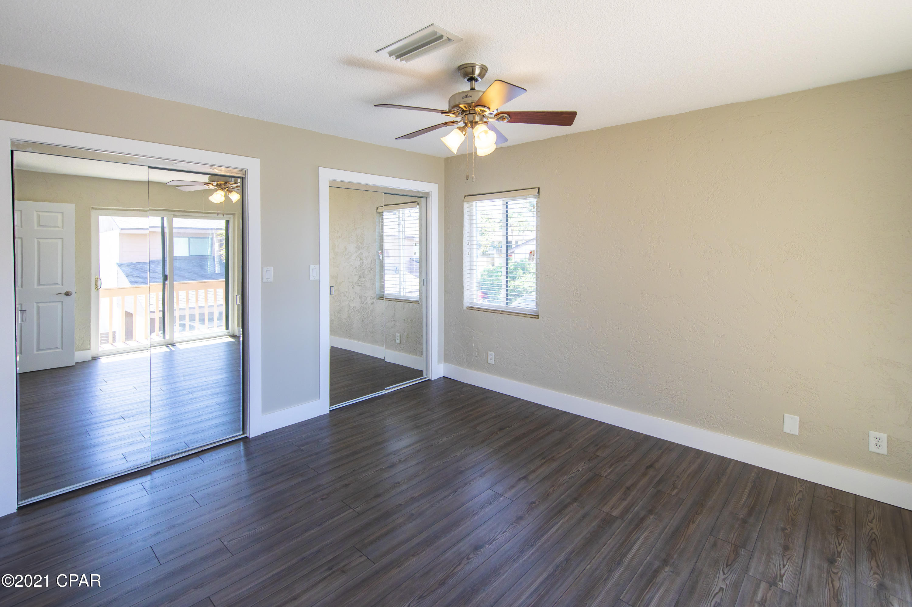 Palisades Condo Ph 1 - Residential