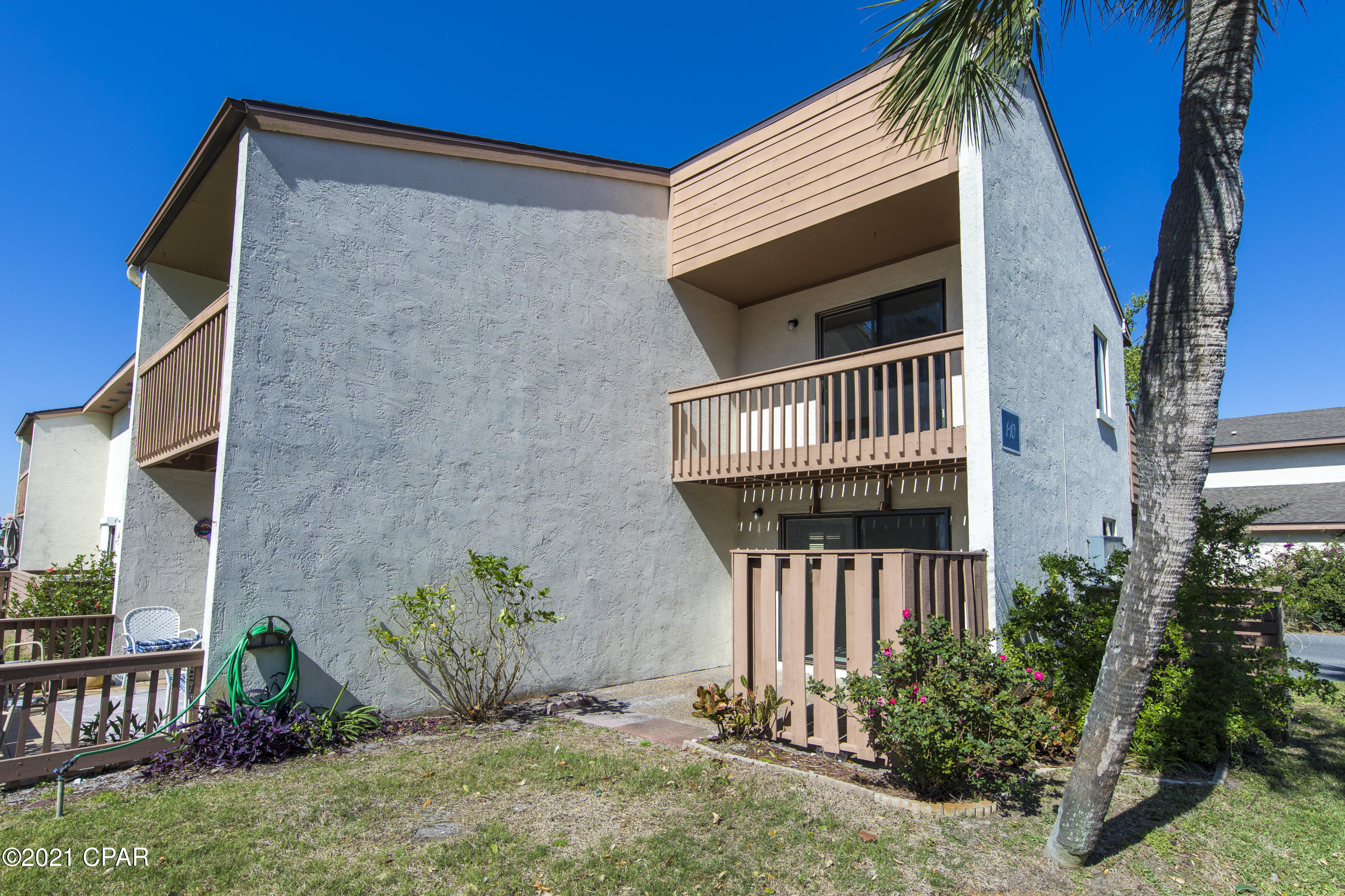 Palisades Condo Ph 1 - Residential