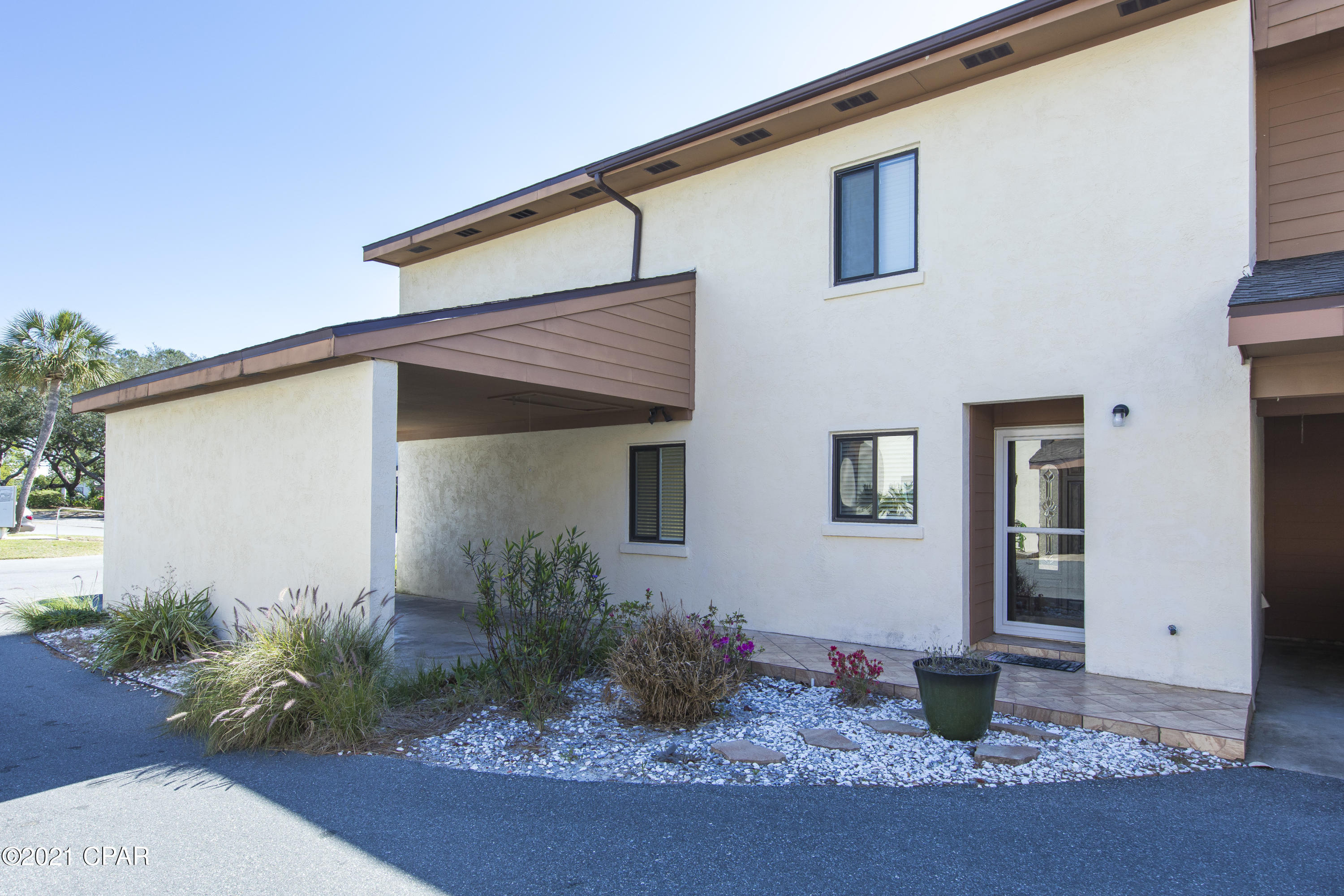 Palisades Condo Ph 1 - Residential