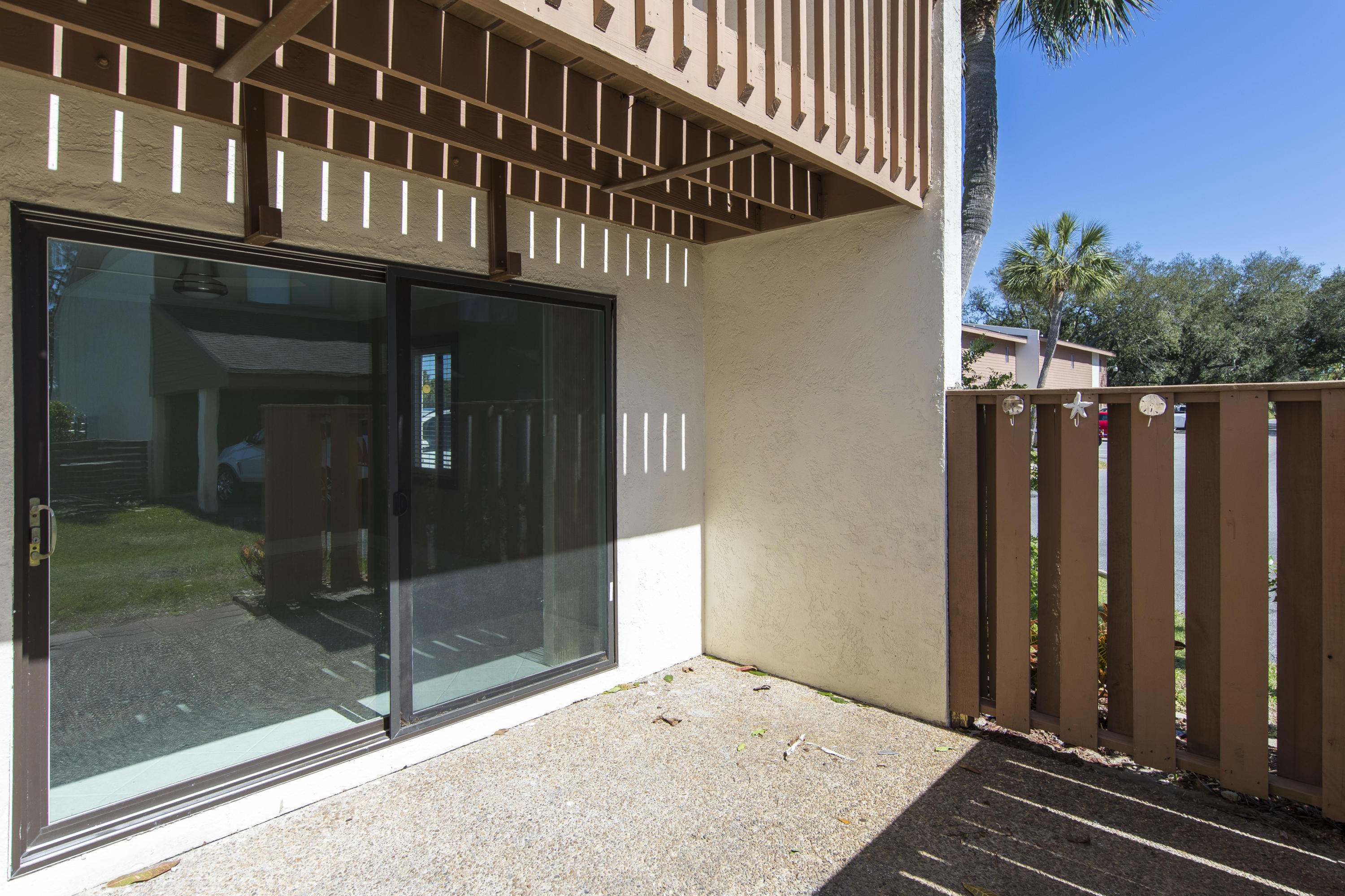 Palisades Condo Ph 1 - Residential