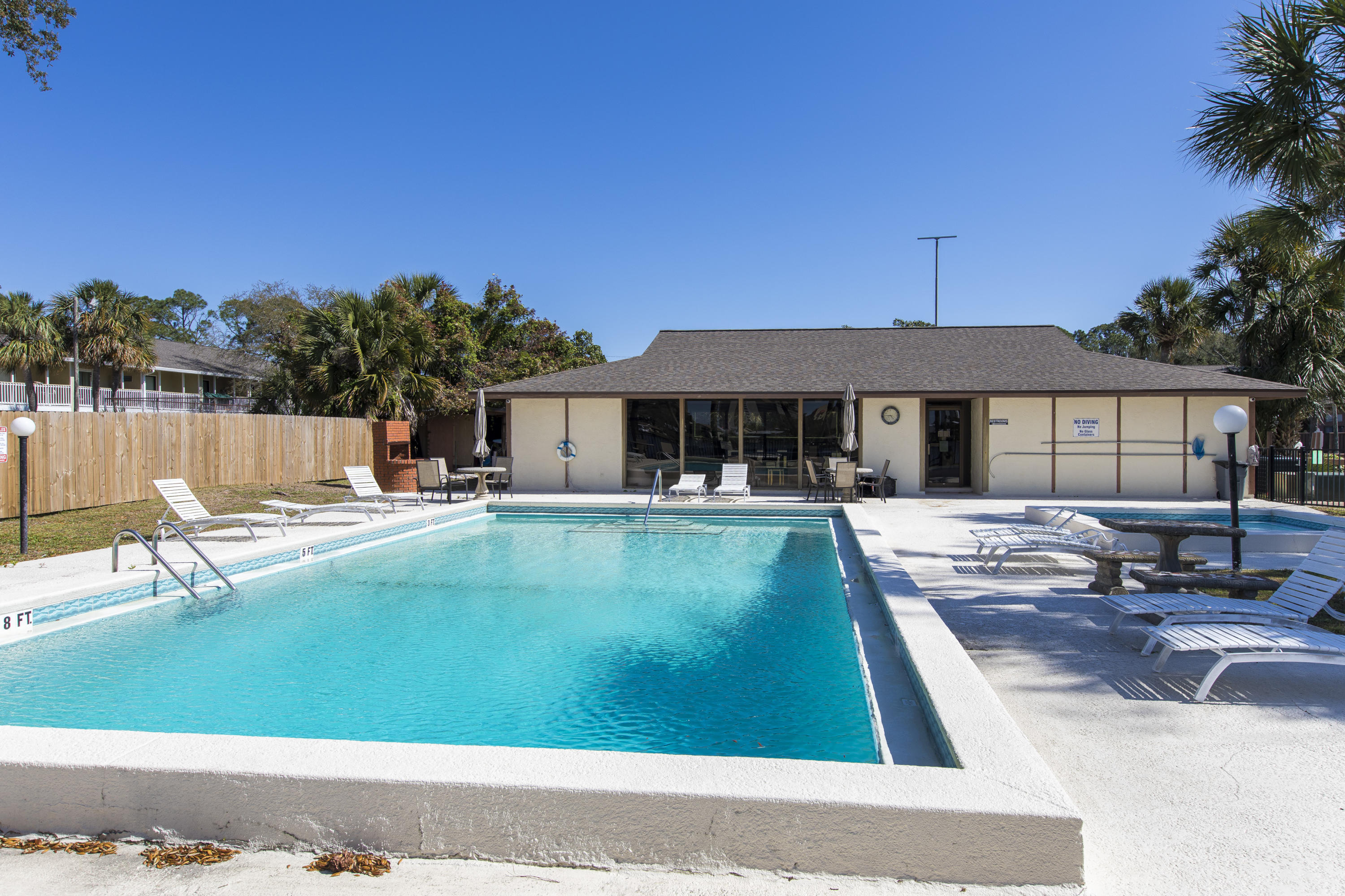 Palisades Condo Ph 1 - Residential