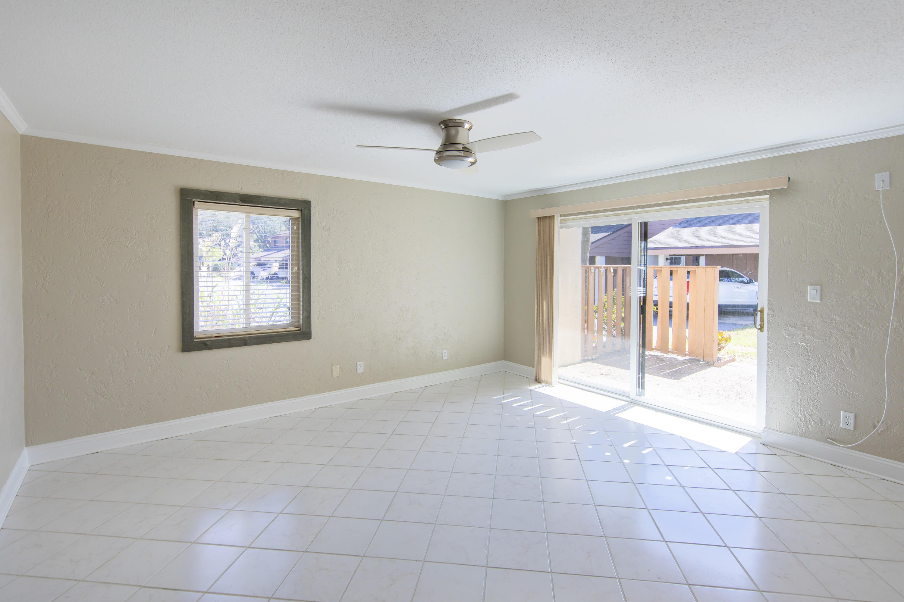 Palisades Condo Ph 1 - Residential