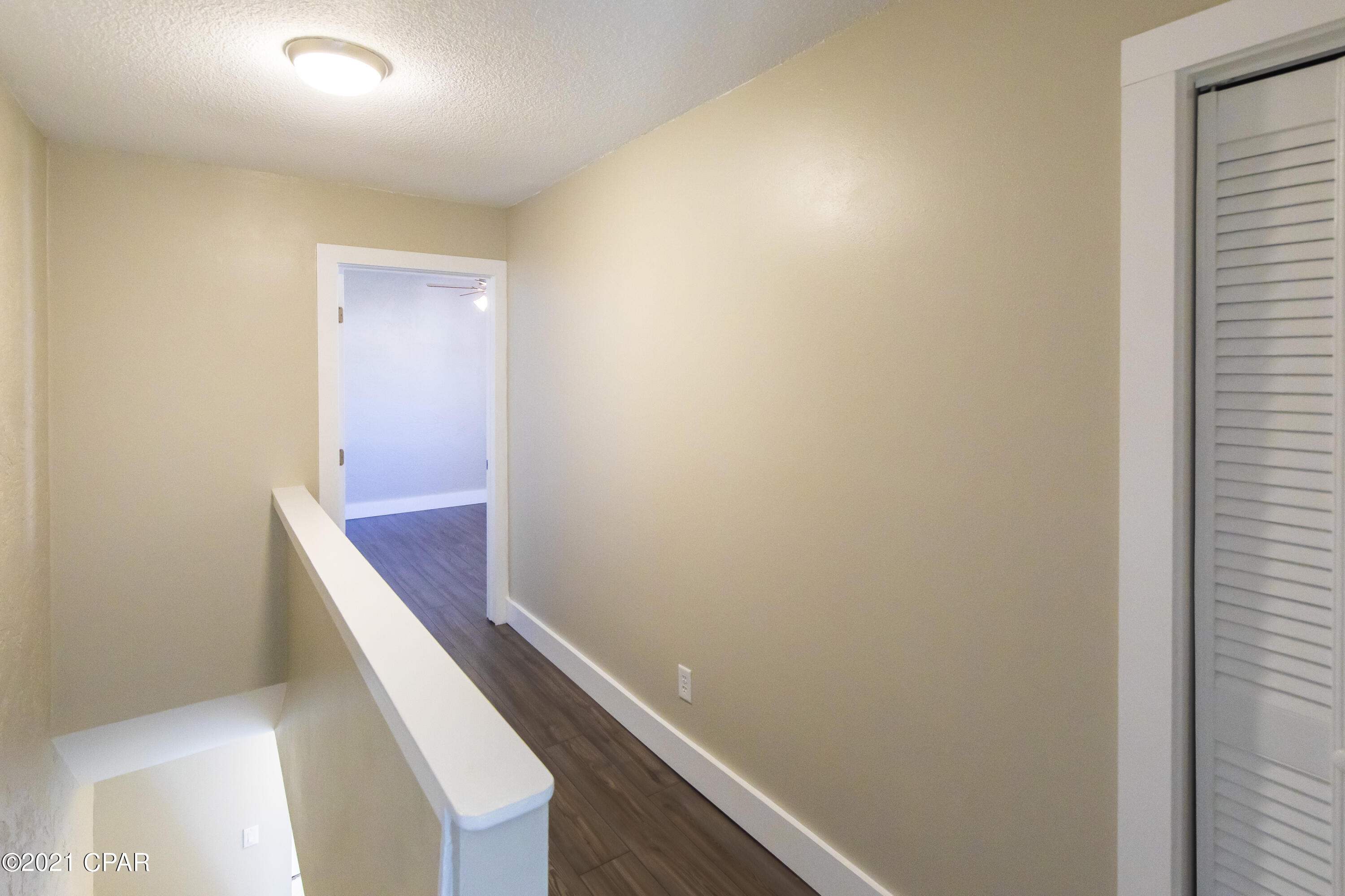 Palisades Condo Ph 1 - Residential