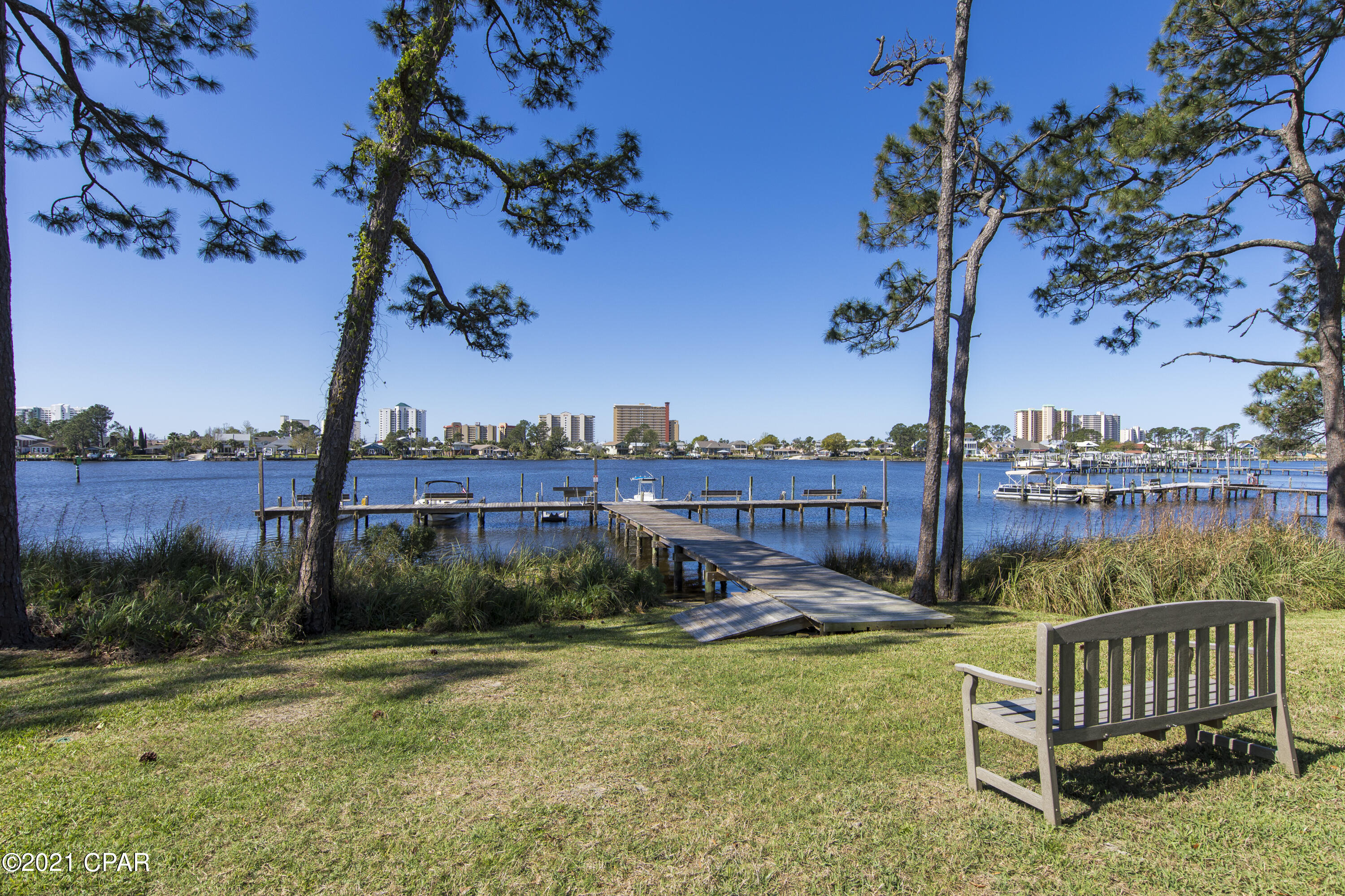 Palisades Condo Ph 1 - Residential