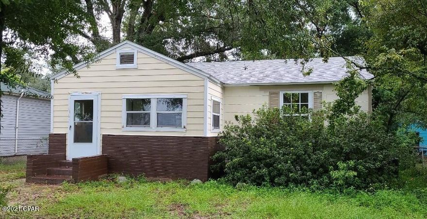 Investor special! FL cottage style 3bed/1.5 bath near Gulf Coast State College and FSU-PC campus. Home has sustained damaged and is being sold As-Is. *All sizes and measurements are approximate; Buyer to verify if important*