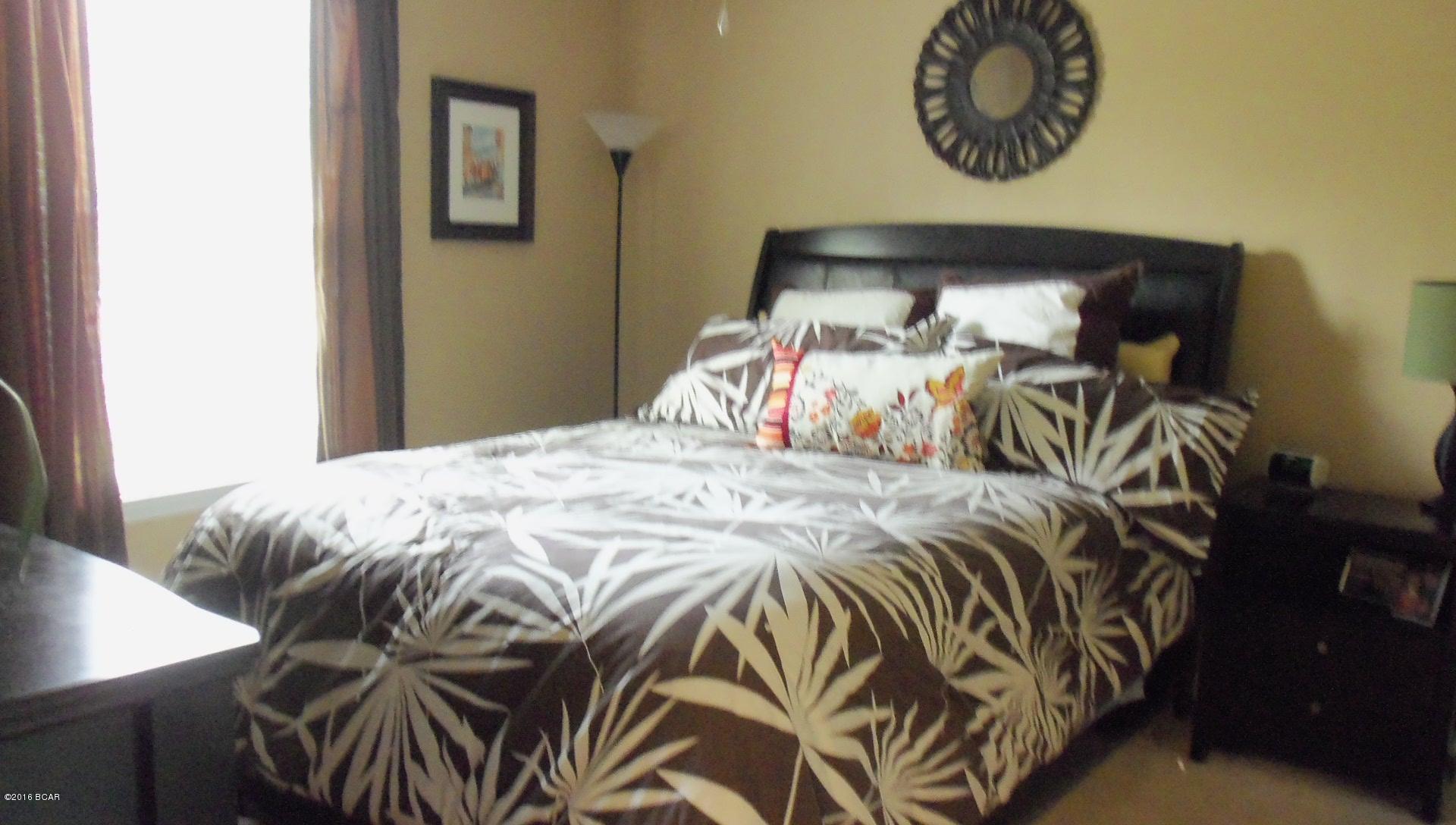 Hammocks Phase IV - Residential Lease