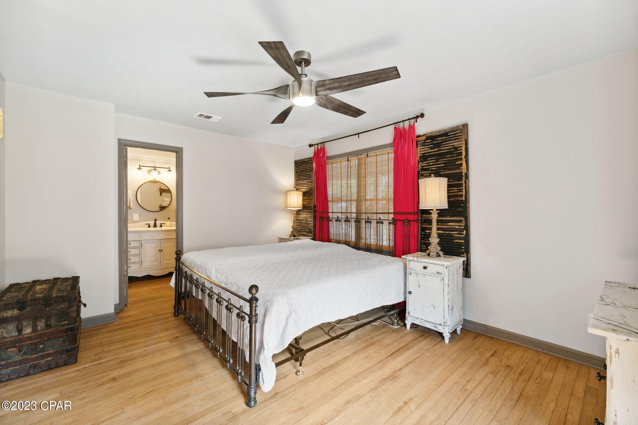 Lakeside - Residential