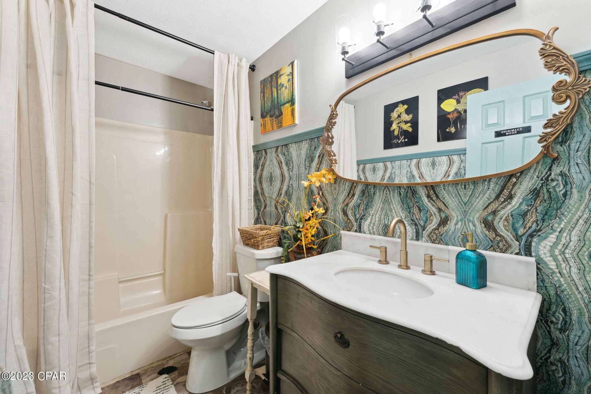 Lakeside - Residential