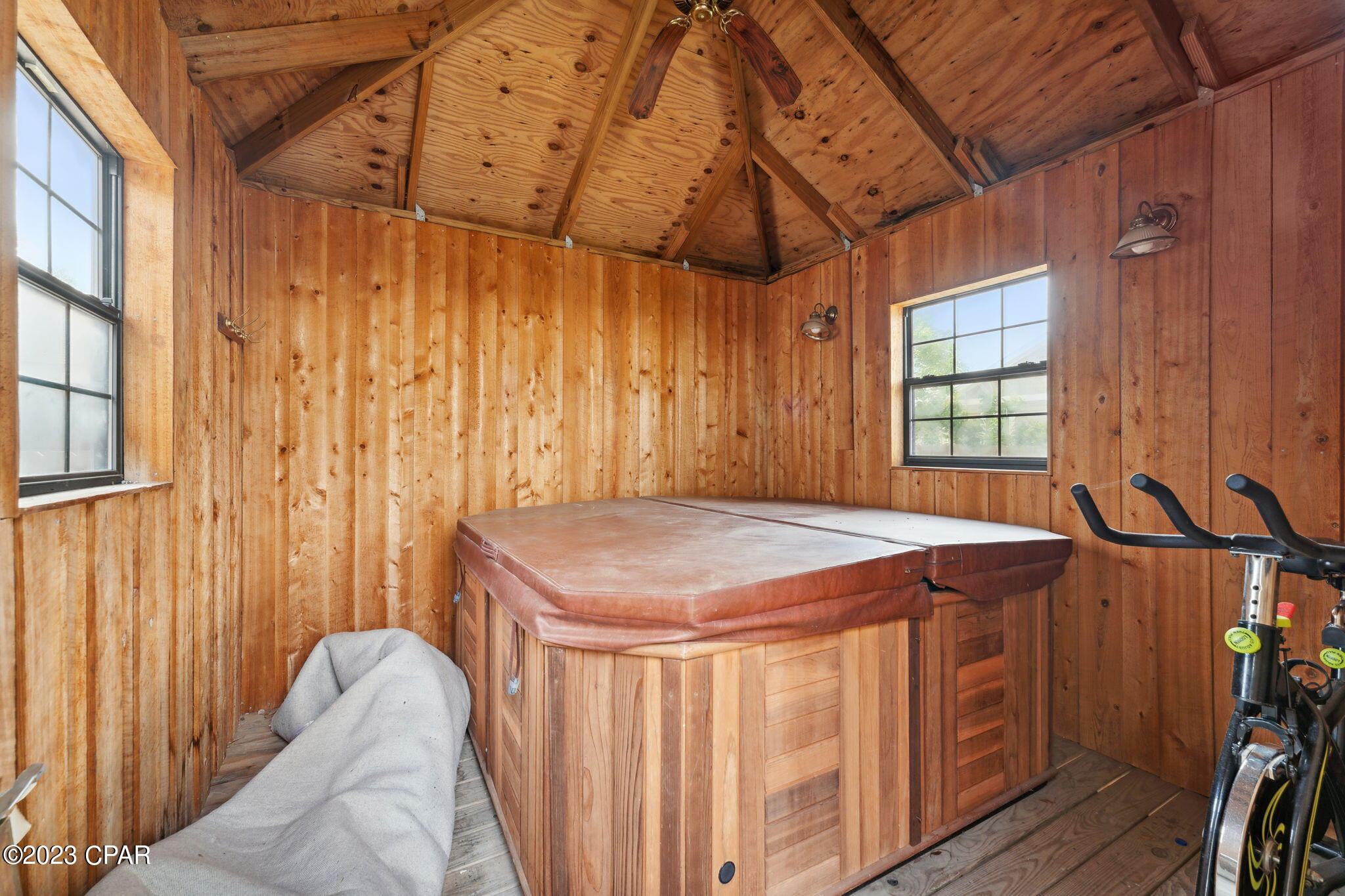 Lakeside - Residential