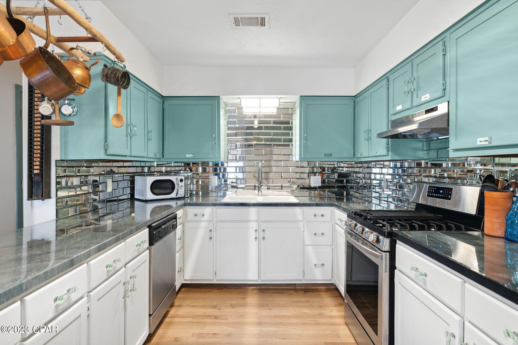 Lakeside - Residential