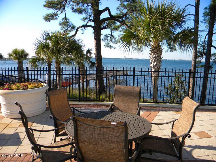 Magnolia Bay Club - Residential