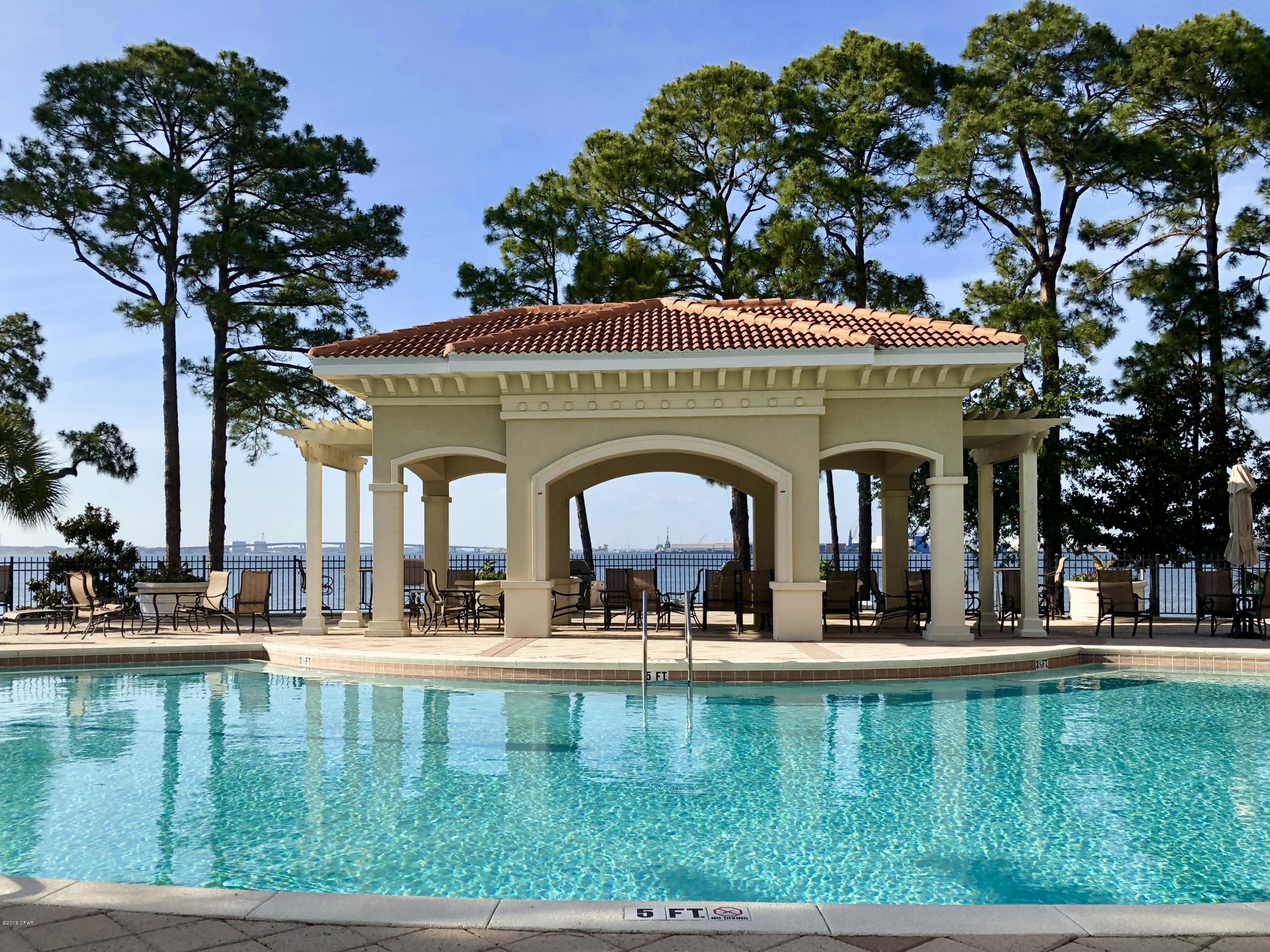 Magnolia Bay Club - Residential