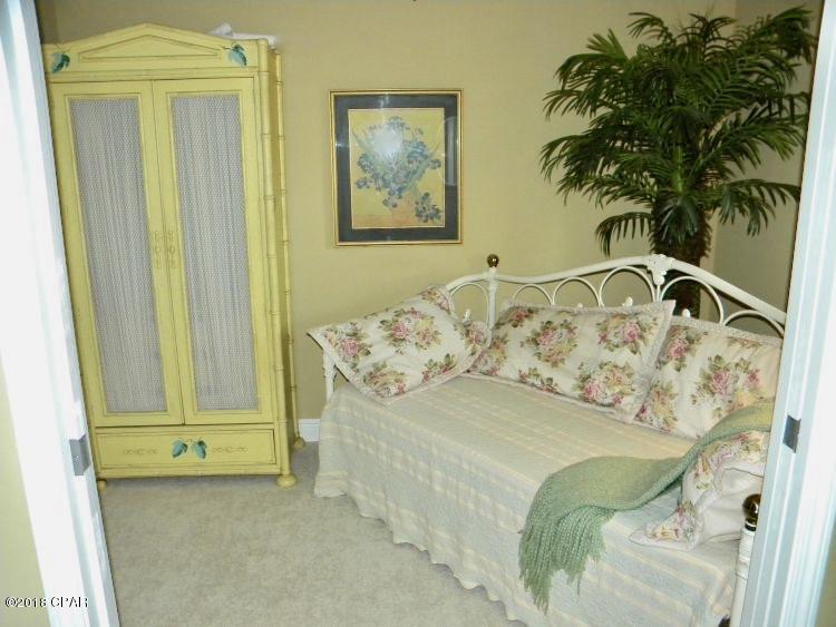 Magnolia Bay Club - Residential