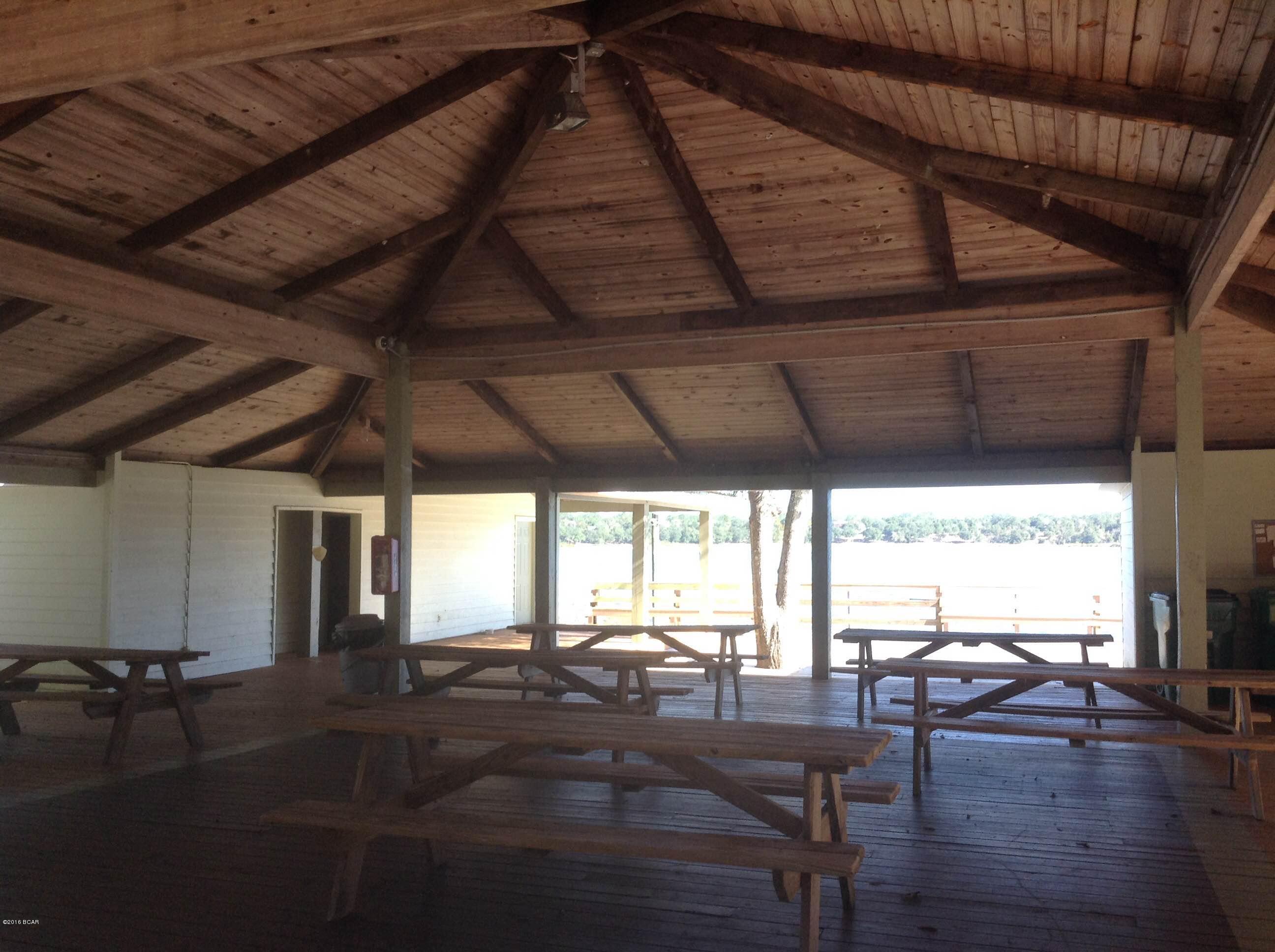 Leisure Lakes - Land