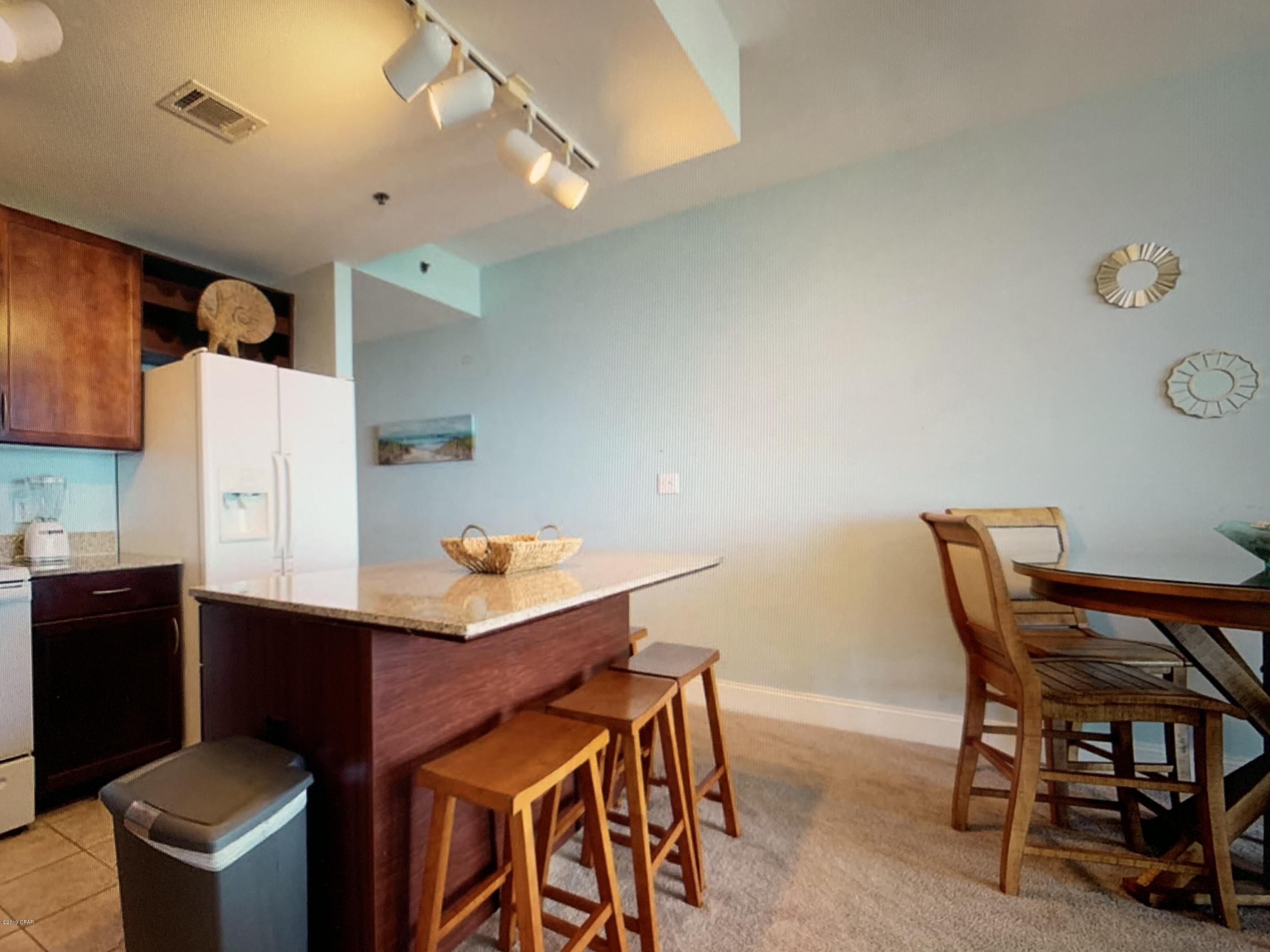 Laketown Wharf - Residential