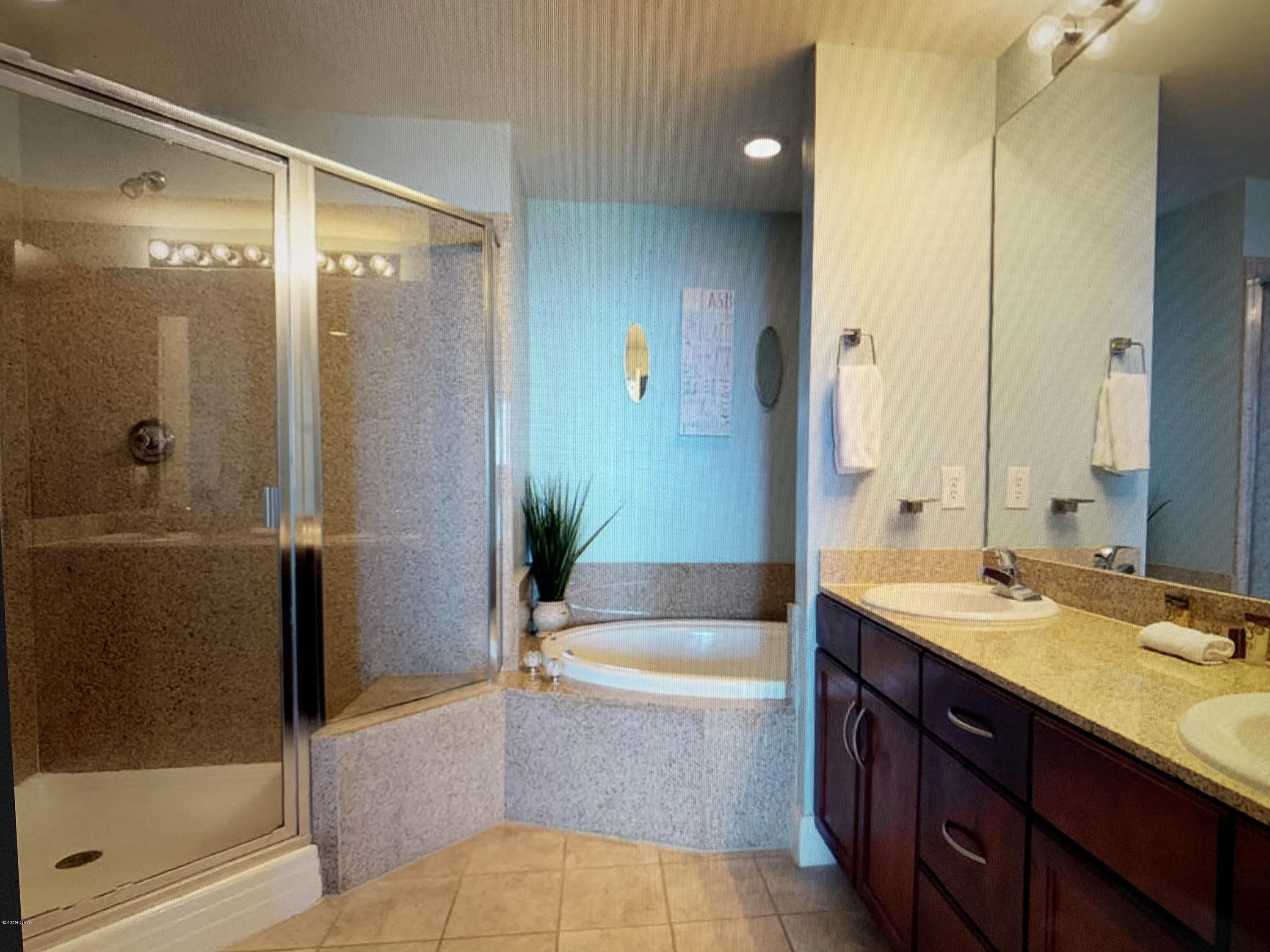 Laketown Wharf - Residential