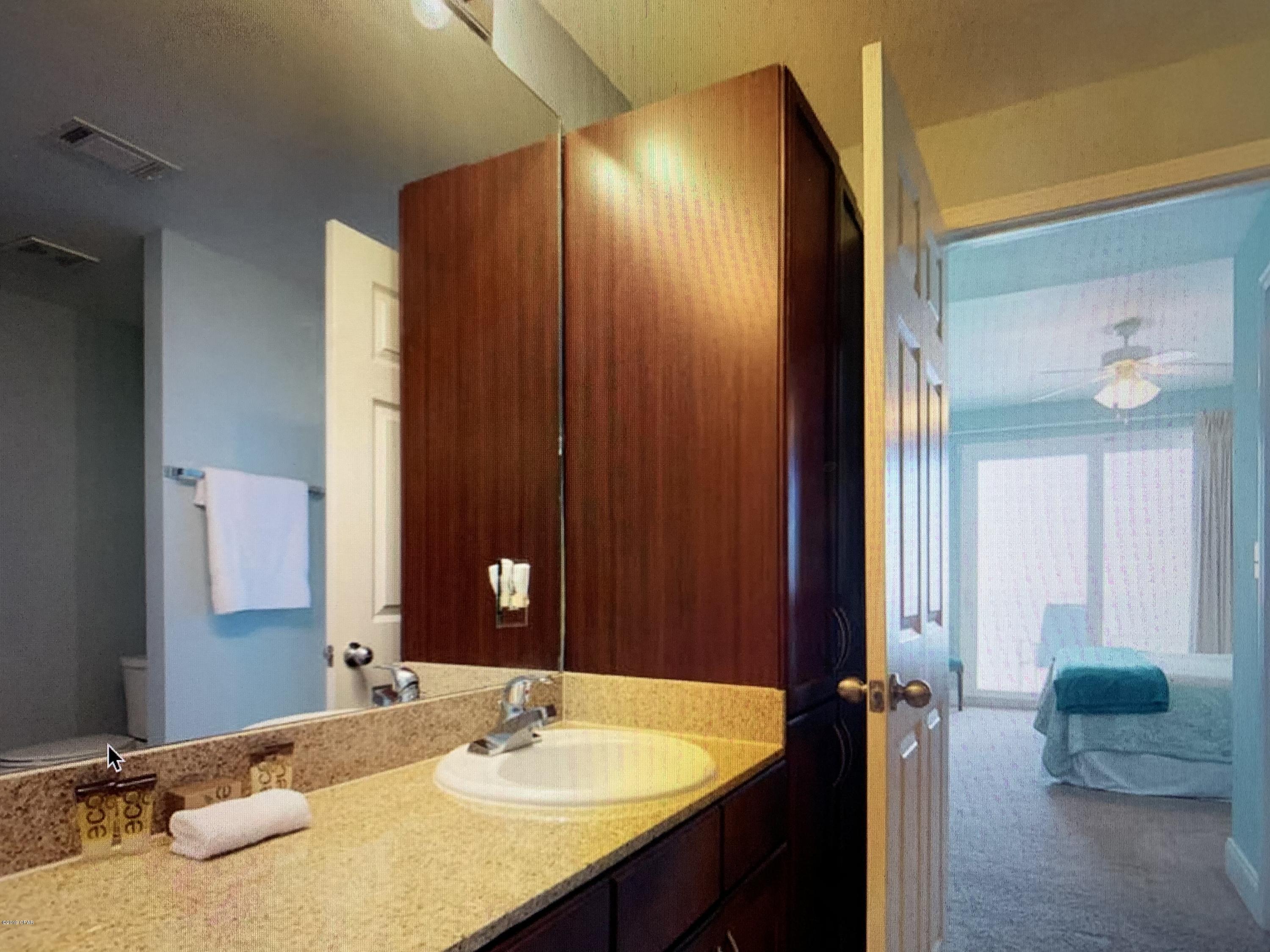 Laketown Wharf - Residential