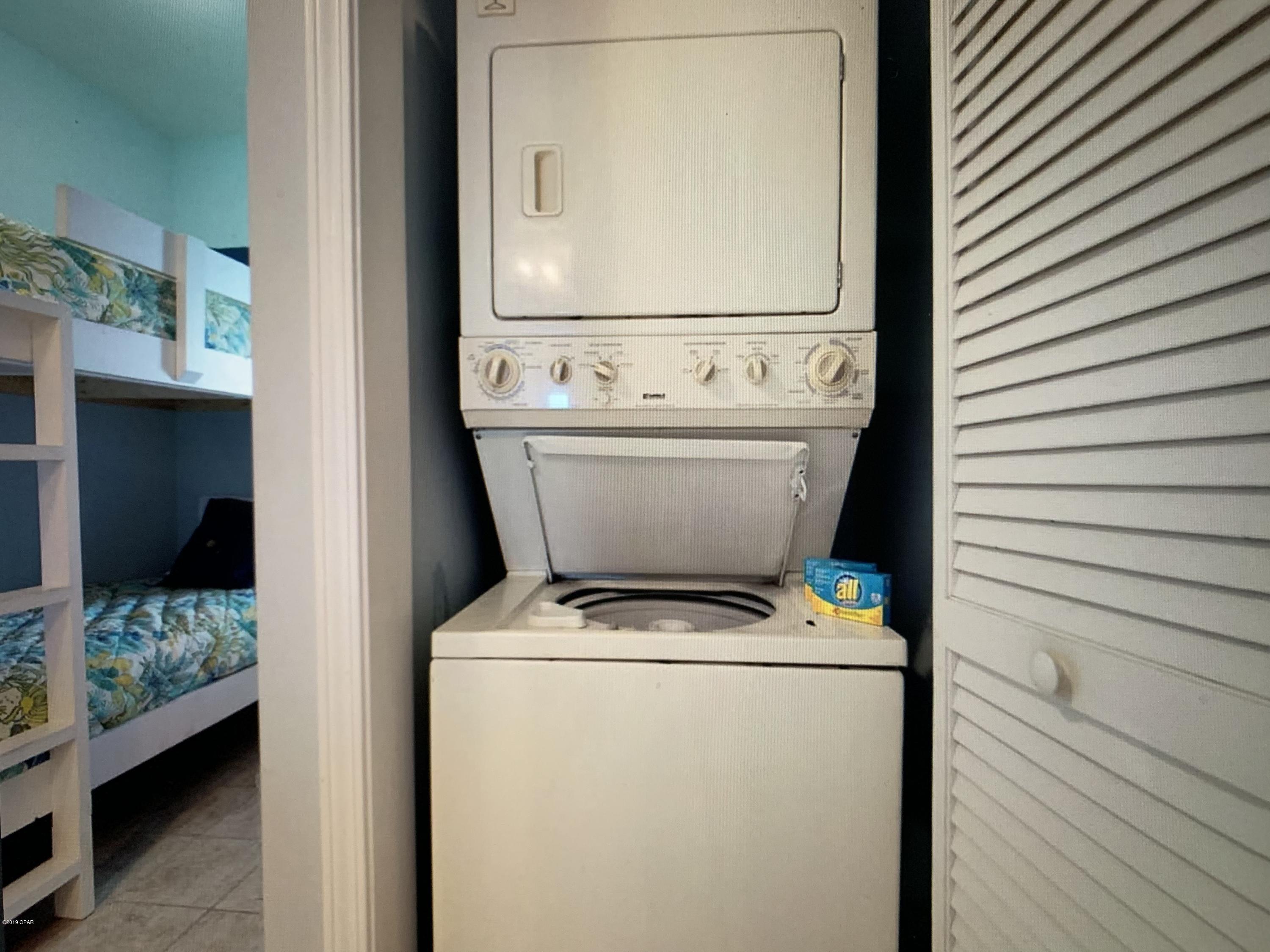 Laketown Wharf - Residential