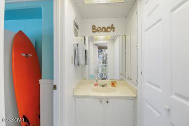 Fontainebleau Terrace - Residential