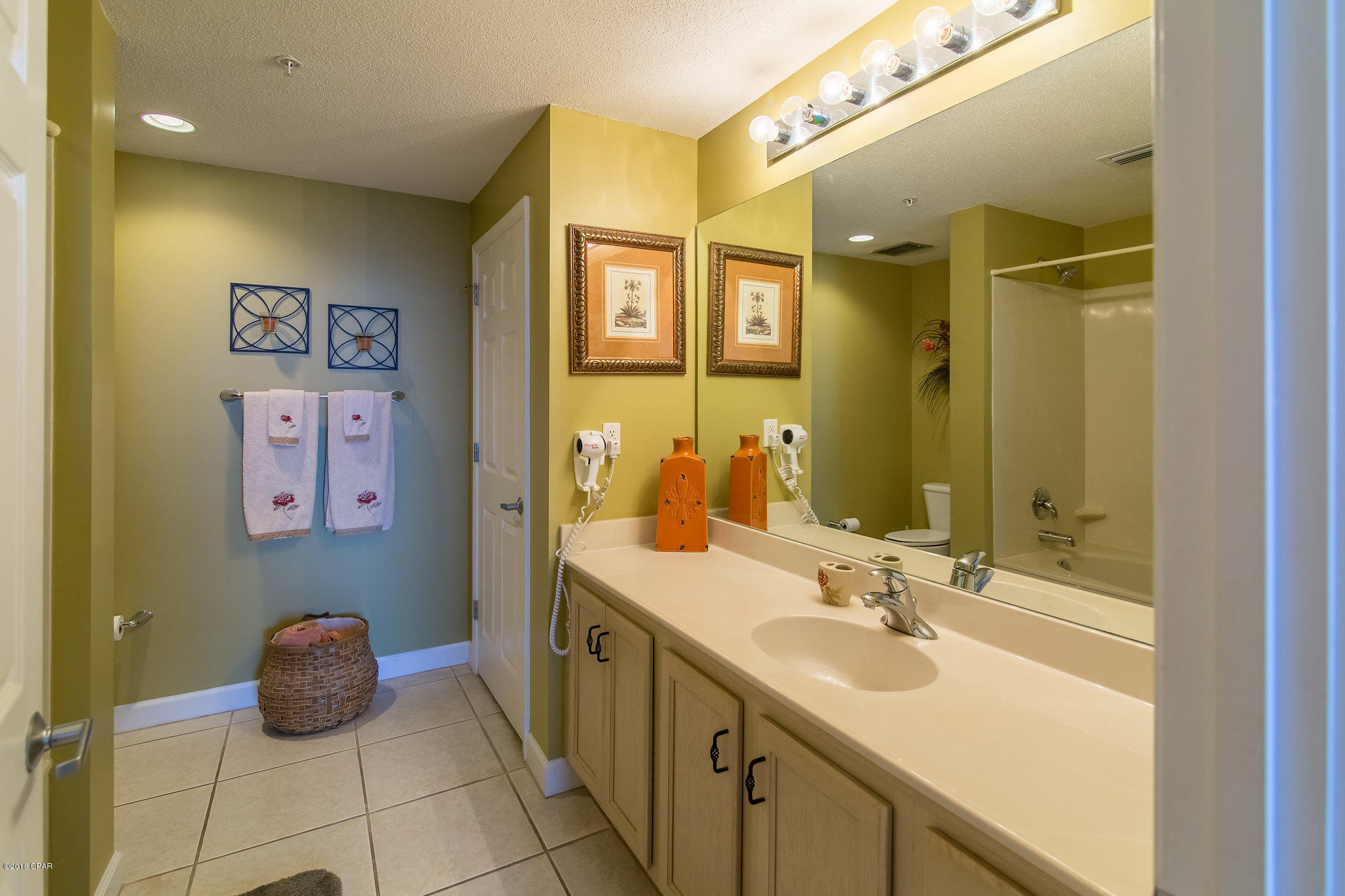 Sterling Reef - Residential