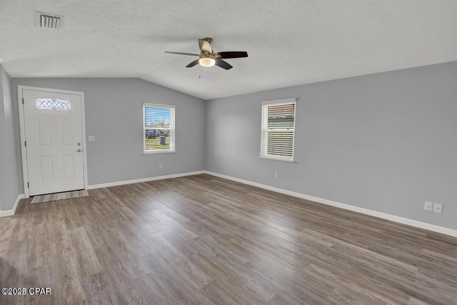 [No Recorded Subdiv] - Residential Lease