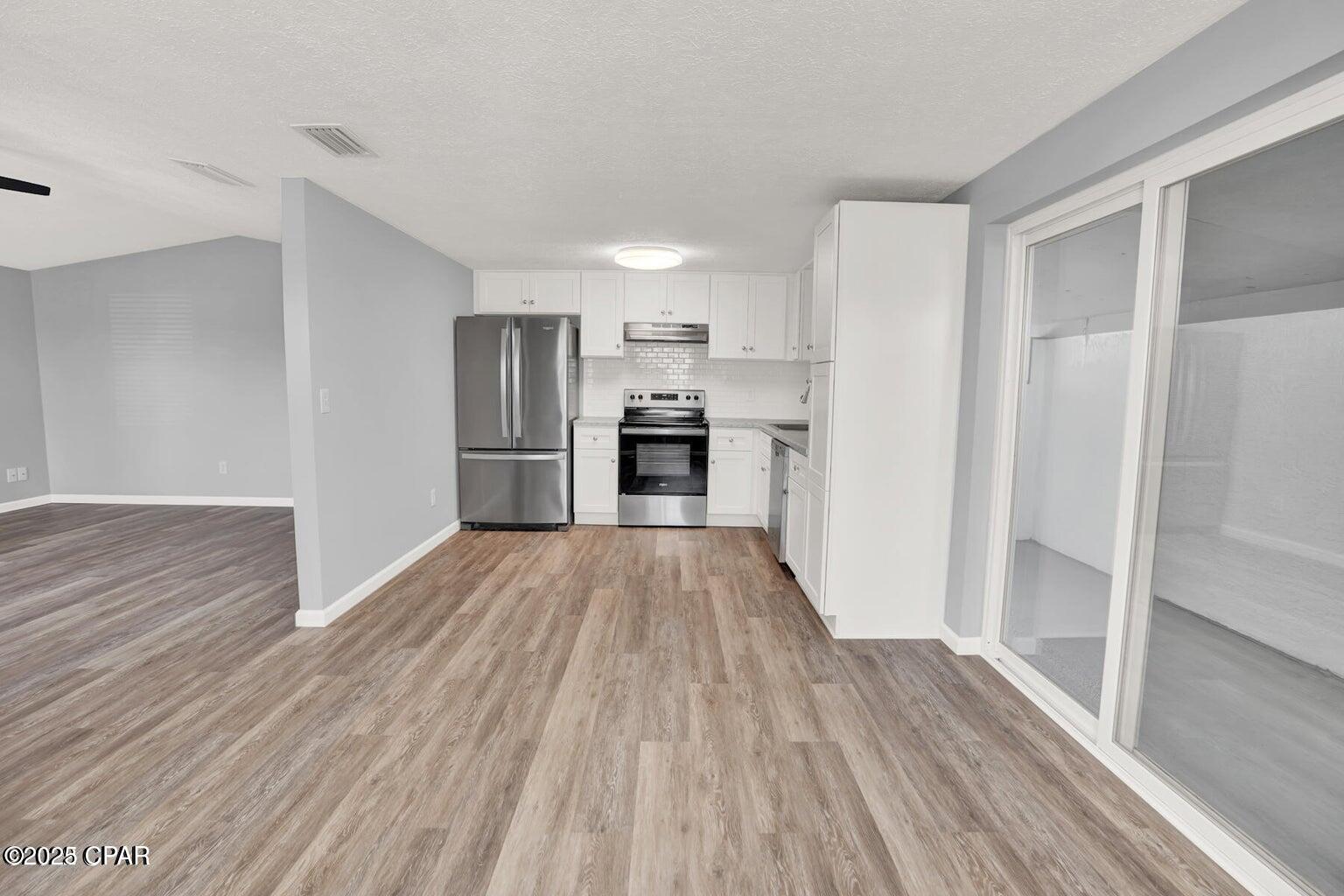 [No Recorded Subdiv] - Residential Lease