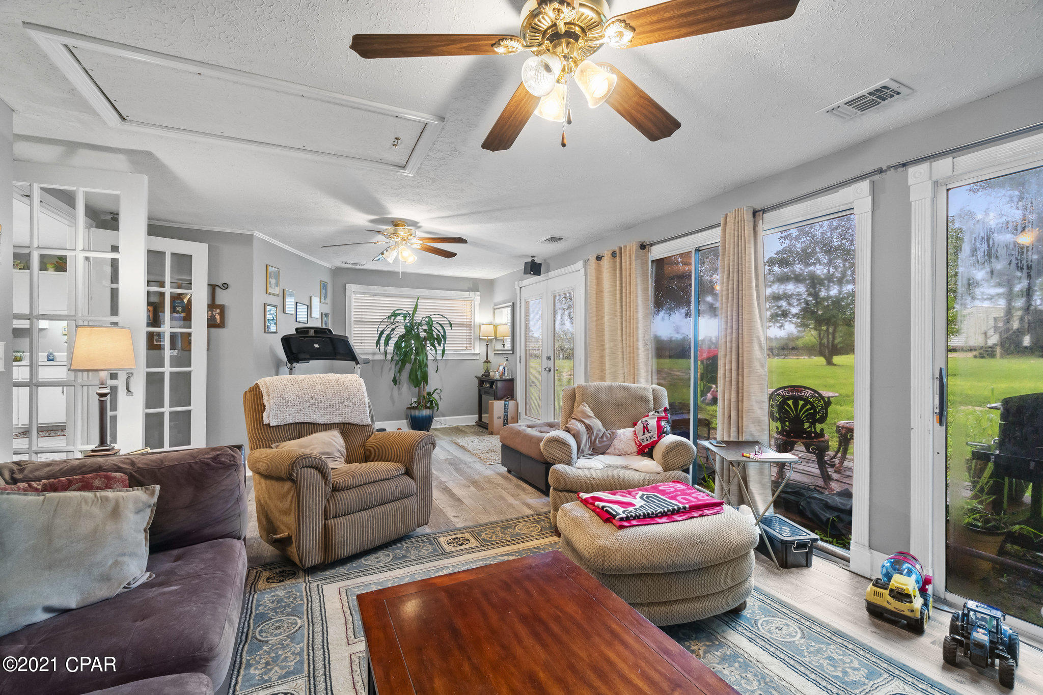 [No Recorded Subdiv] - Residential