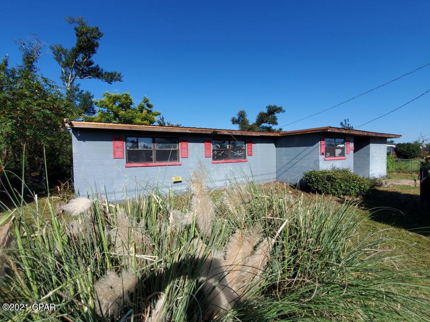 Amazing fix and flip or investment opportunity with this block home only a few minutes from Tyndall AFB. This 5 bd home is 2320 sq ft and has plenty of room. Property has a new roof and is ready for interior remodeling.