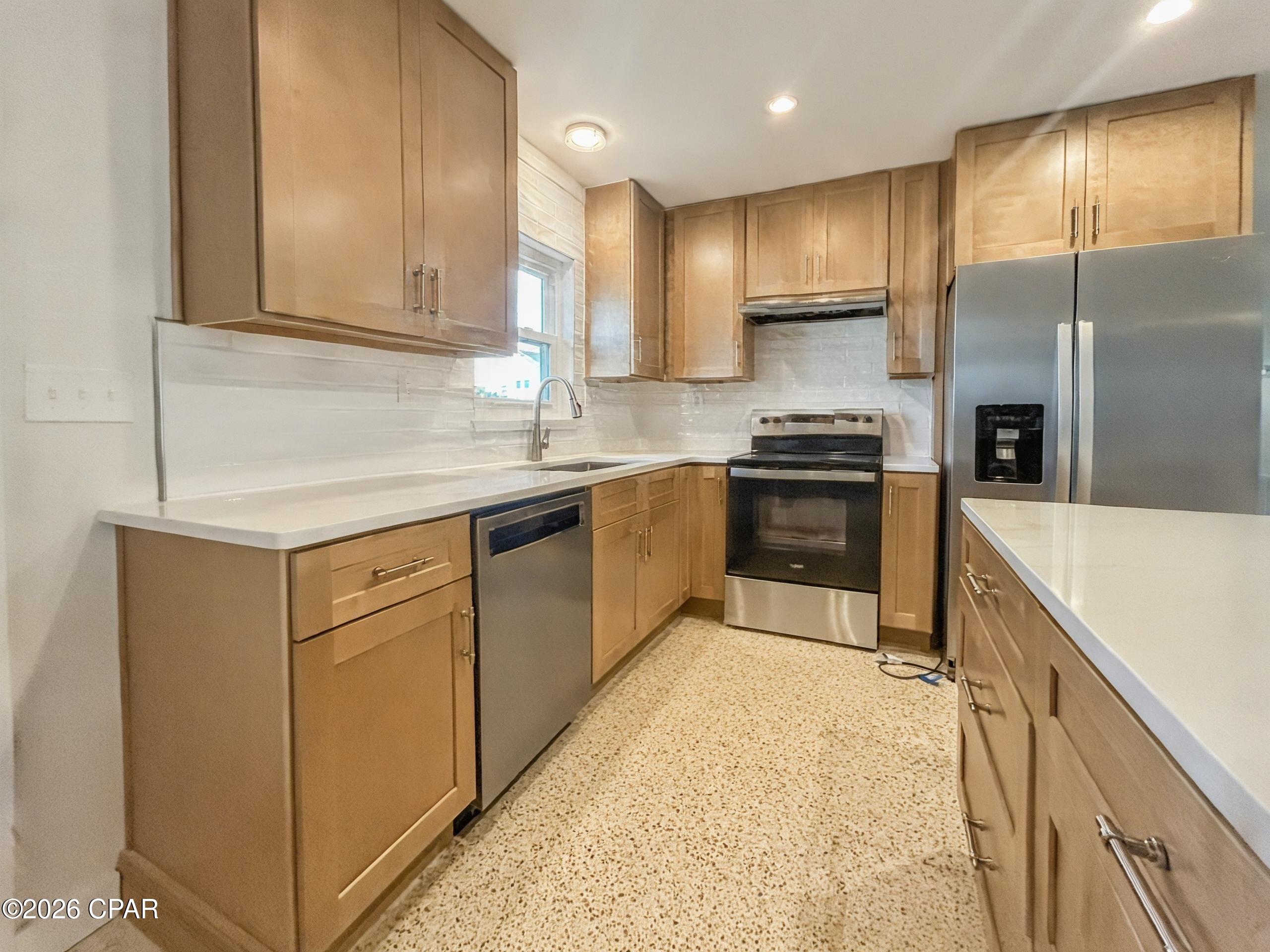 [No Recorded Subdiv] - Residential Lease