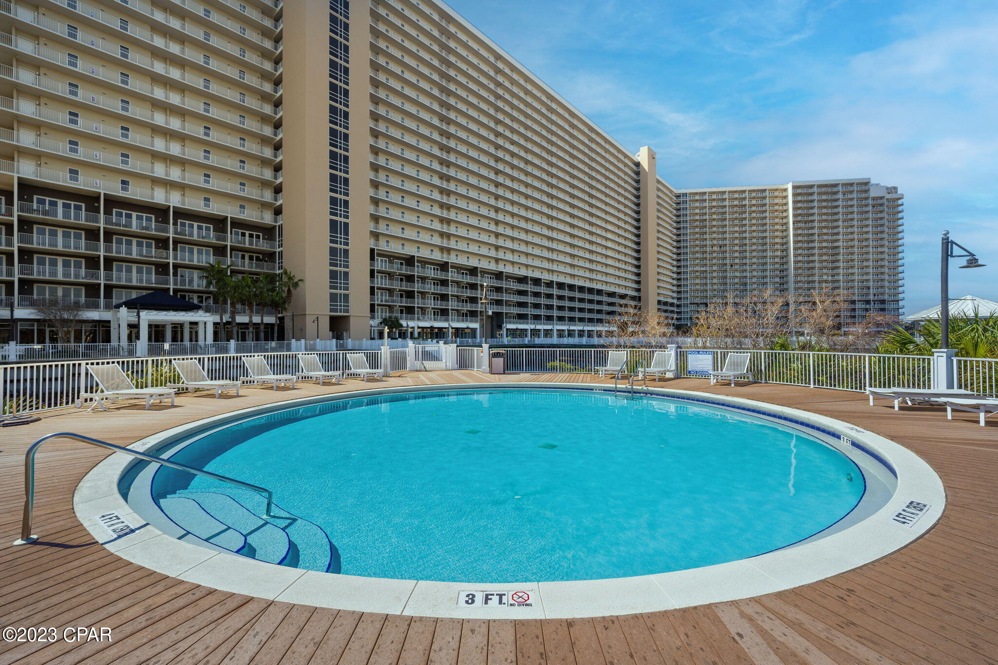 Laketown Wharf - Residential