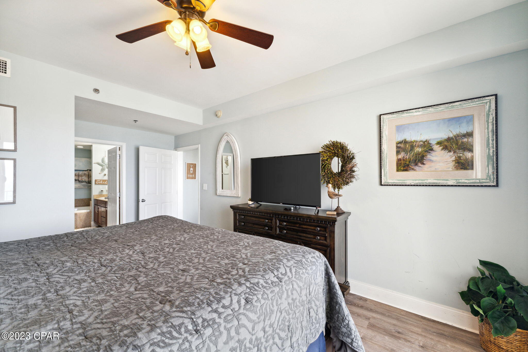 Laketown Wharf - Residential