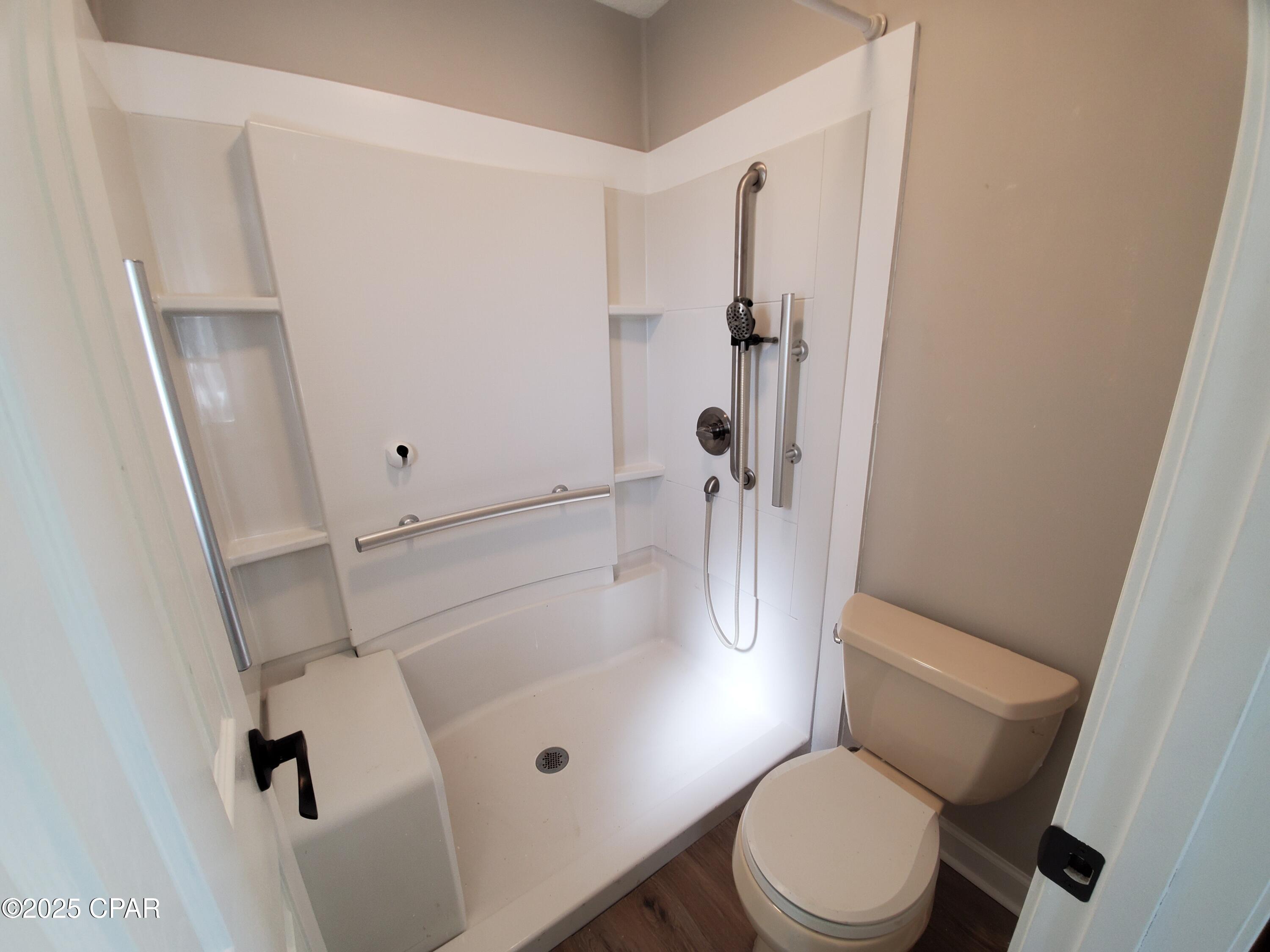 [No Recorded Subdiv] - Residential Lease