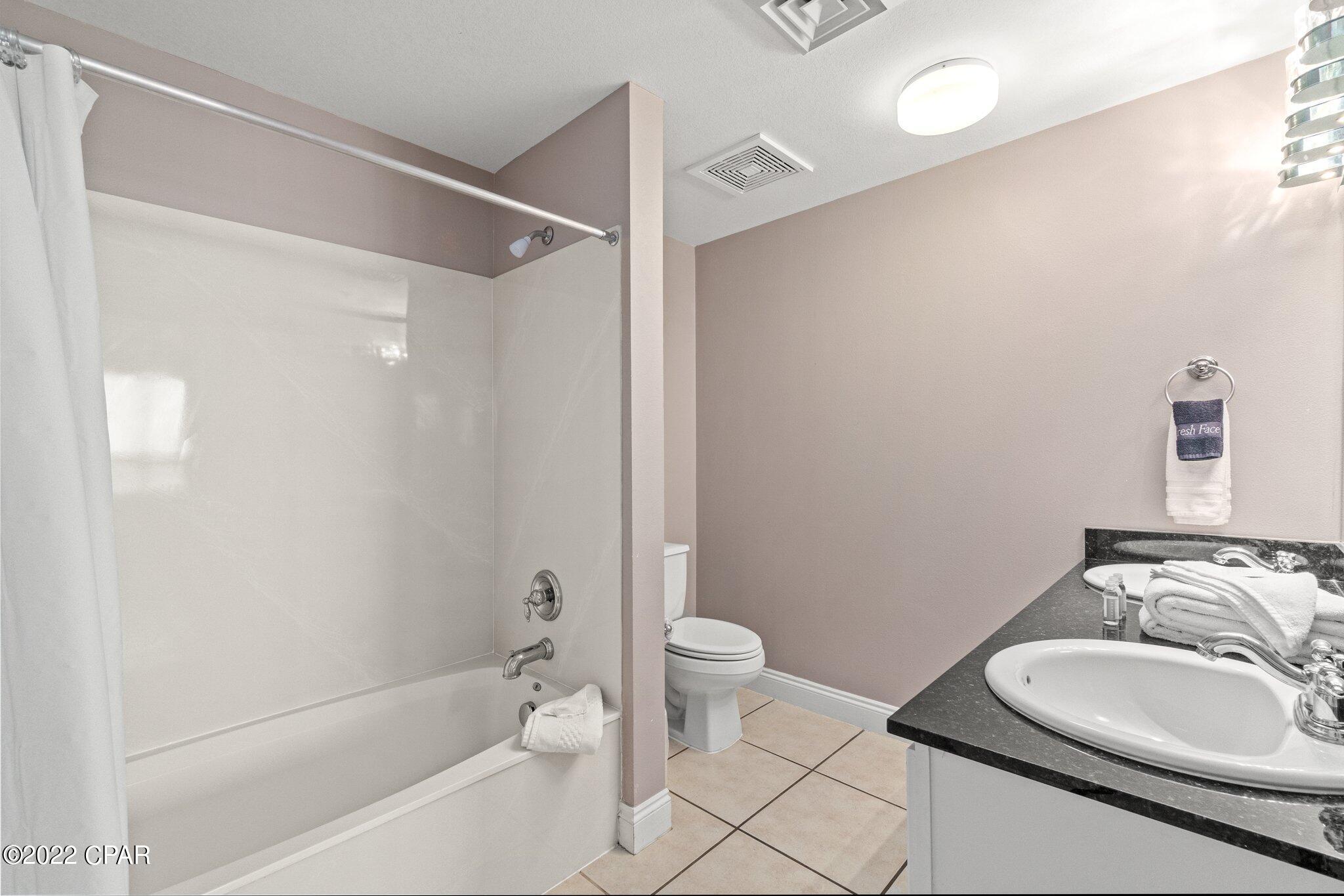 Calypso Towers I - Residential