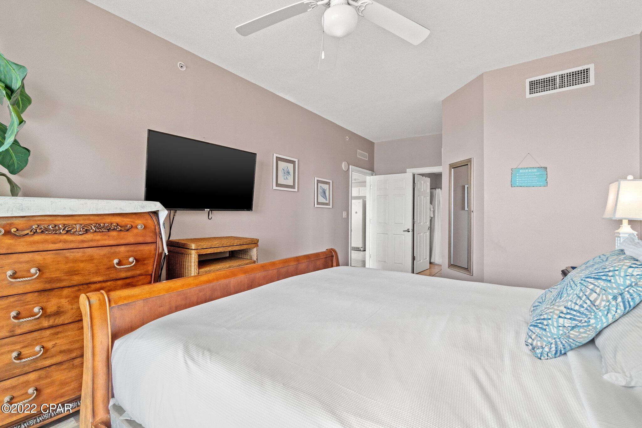 Calypso Towers I - Residential