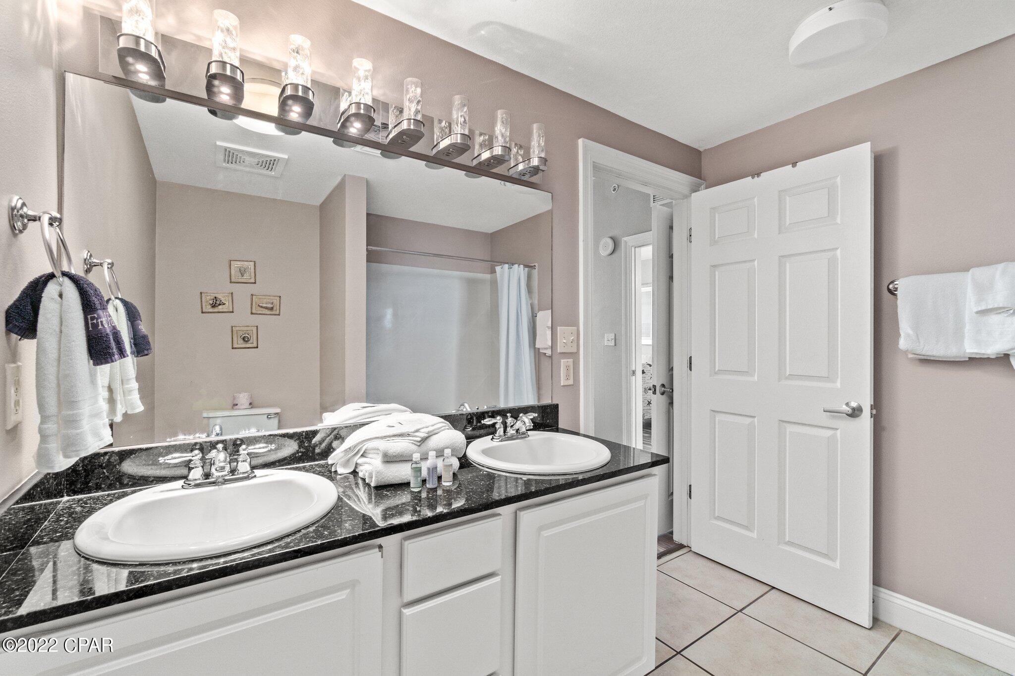 Calypso Towers I - Residential