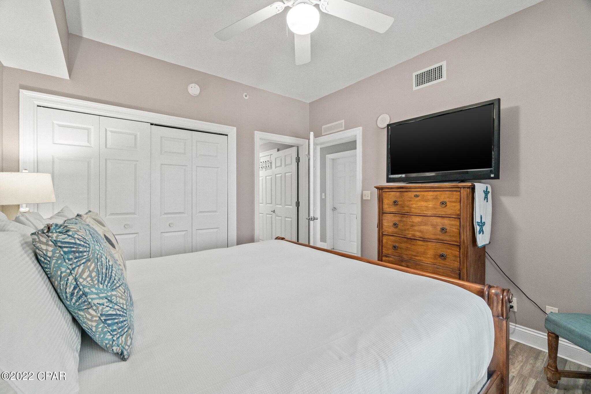 Calypso Towers I - Residential