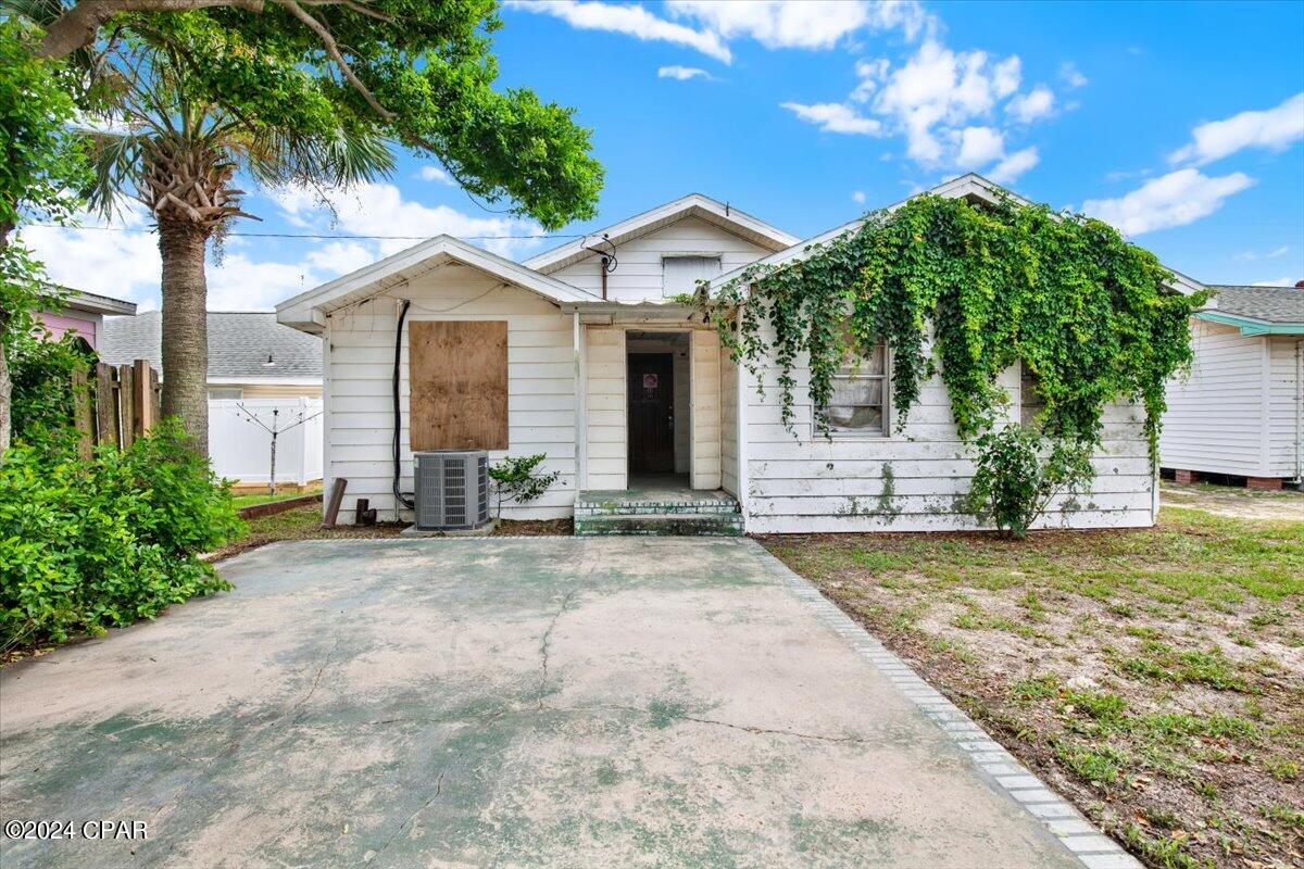 [No Recorded Subdiv] - Residential