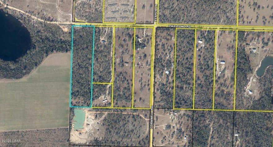 Wooded acreage located on a paved road.  Minutes drive to Hwy 231 which north is to access Interstate 10 and South to Panama City to Beaches.  Property is also a short drive to Compass Lake public boat ramp for fishing, boating, and swimming.  Property is located in Flood Zone X.