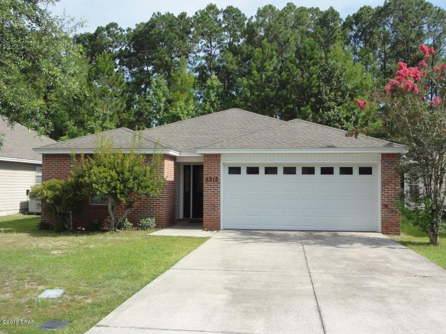 Beautiful brick, ranch home in Willow Bend subdivision! Level lot! Spacious family room with fireplace! 

Kitchen features stained cabinets, white appliances, and breakfast bar! Large breakfast/dining area with view of backyard! Spacious master bedroom features walk-in closet and private master bathroom! Two secondary bedrooms share another full bathroom! Laundry includes built-in cabinetry! Covered, rear patio with wooded backyard allows for privacy! Just minutes from the water! Close to shopping, dining, and entertainment! A must see! Submit your offer today!