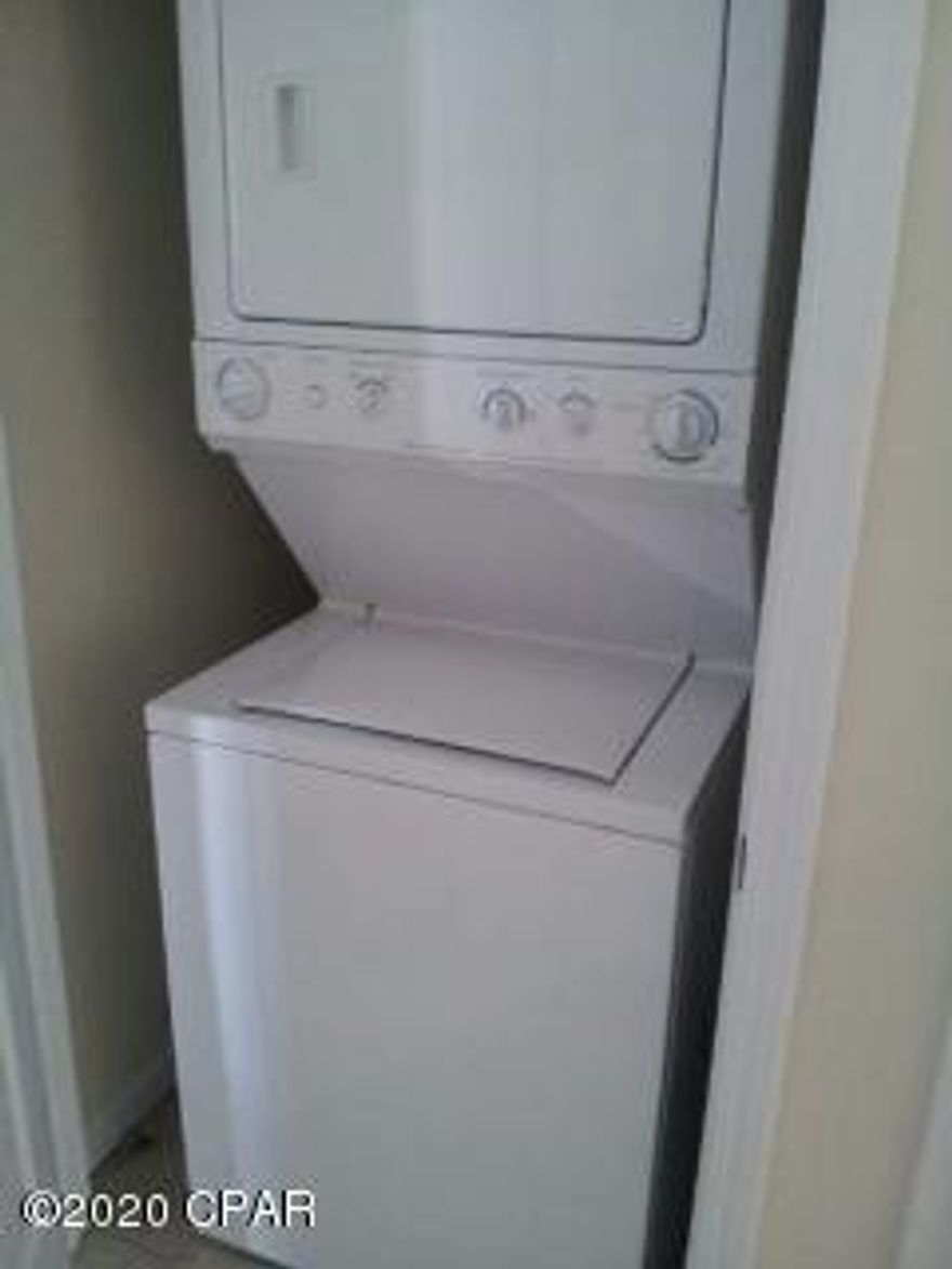 Townhome located in gated community, just over the Hathaway bridge, convenient to Navy base. Gated community includes clubhouse and community pool. Each bedroom includes its own bathroom. The master bedroom has twin closets; its bath has double vanities. Guest bedroom has large walk-in closet. The first floor offers living/dining area, 1/2 bath, as well as the kitchen with breakfast bar.



*1/2 off security deposit for active duty military*



*1/2 off 1st month's rent*