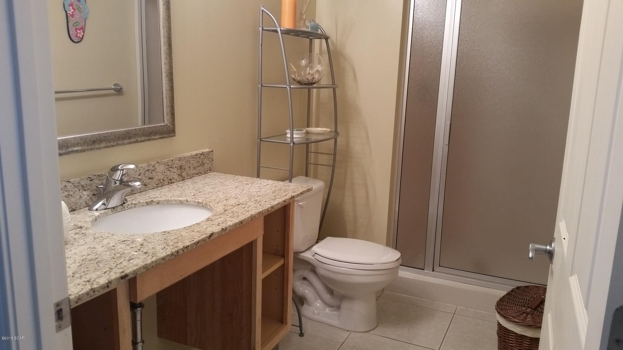 Splash Condo - Residential