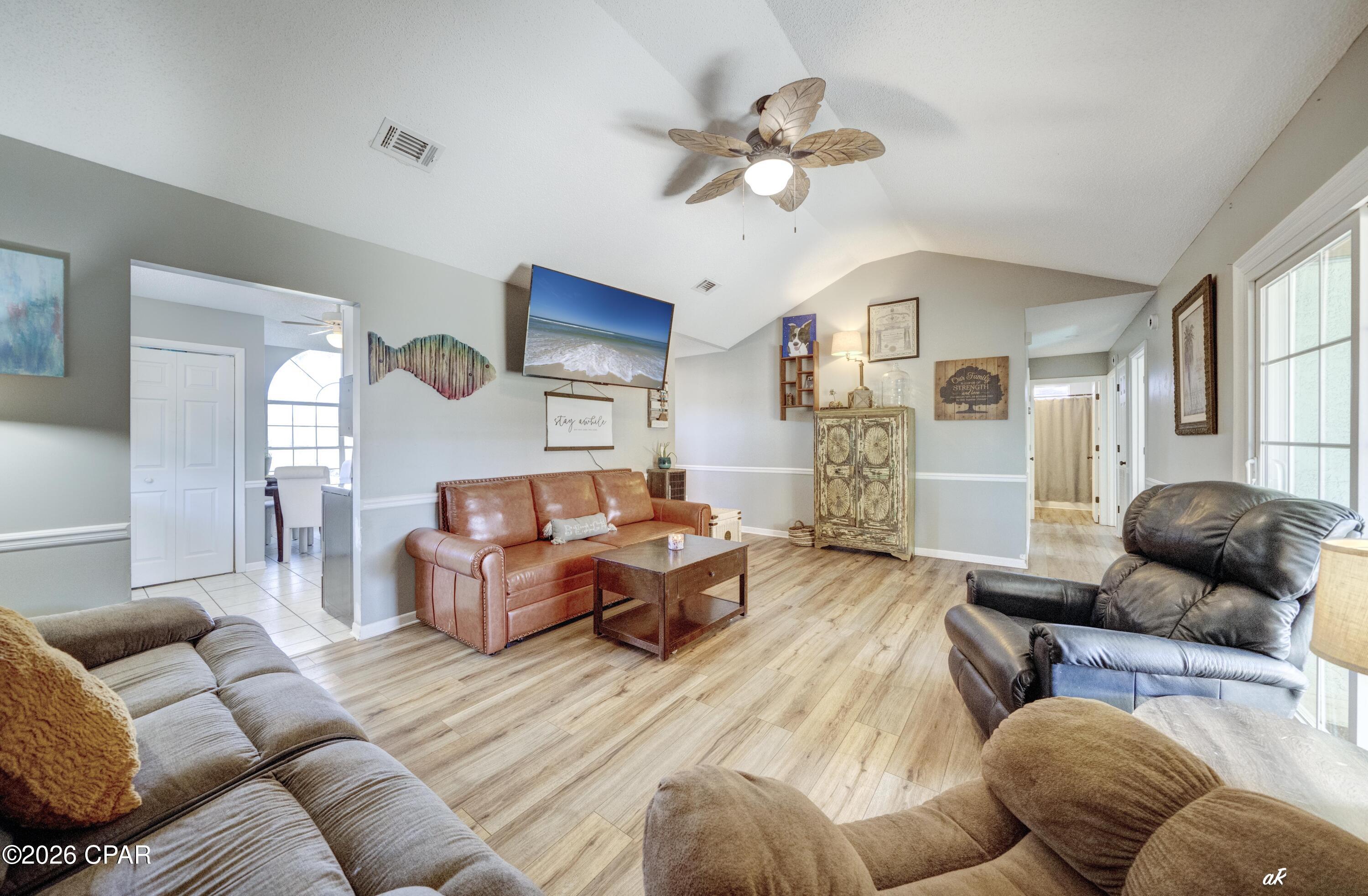 El Centro Beach - Residential