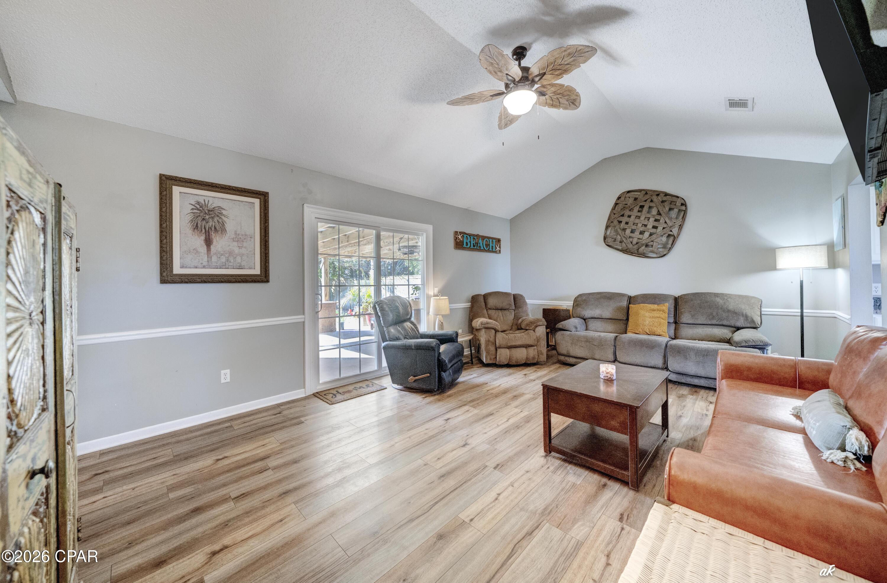 El Centro Beach - Residential