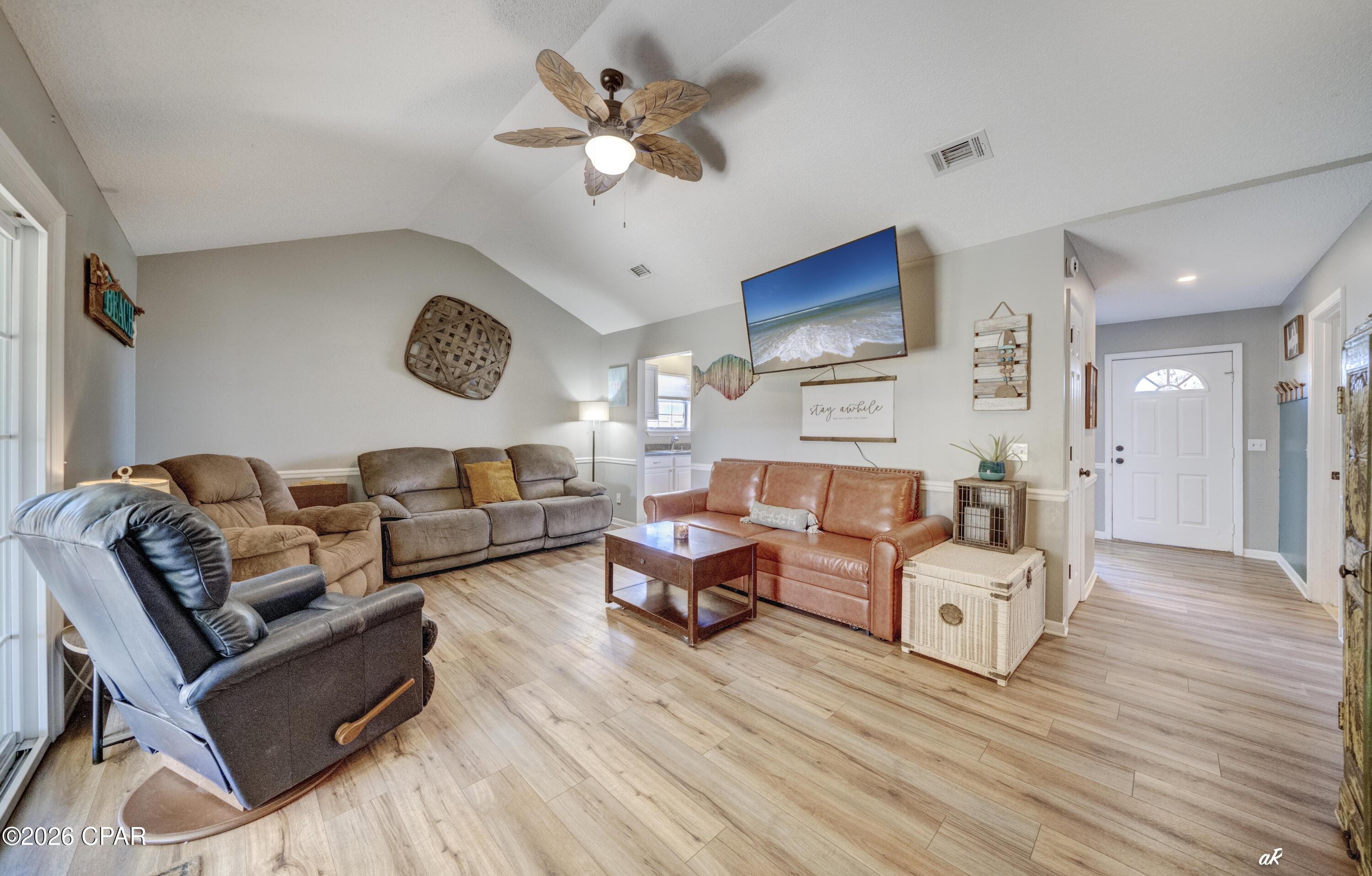 El Centro Beach - Residential