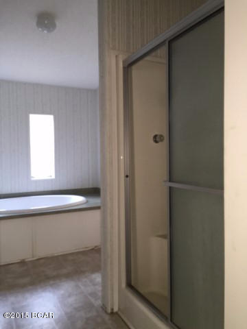 White Western Springs Unit 1 - Residential