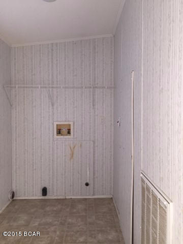 White Western Springs Unit 1 - Residential