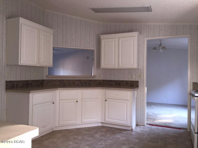 White Western Springs Unit 1 - Residential