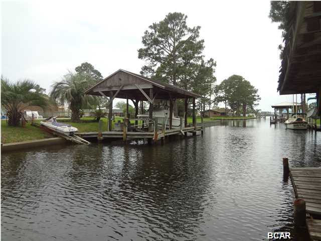 North Shore Unit 2 - Land