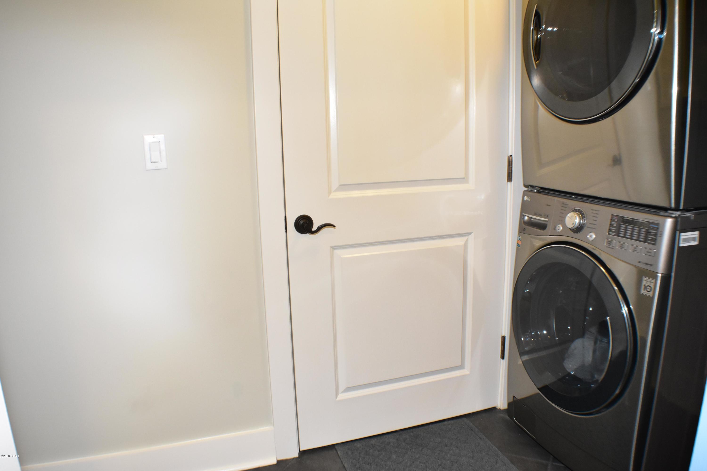 Lakeside Lodge At Prospect Pt - Residential